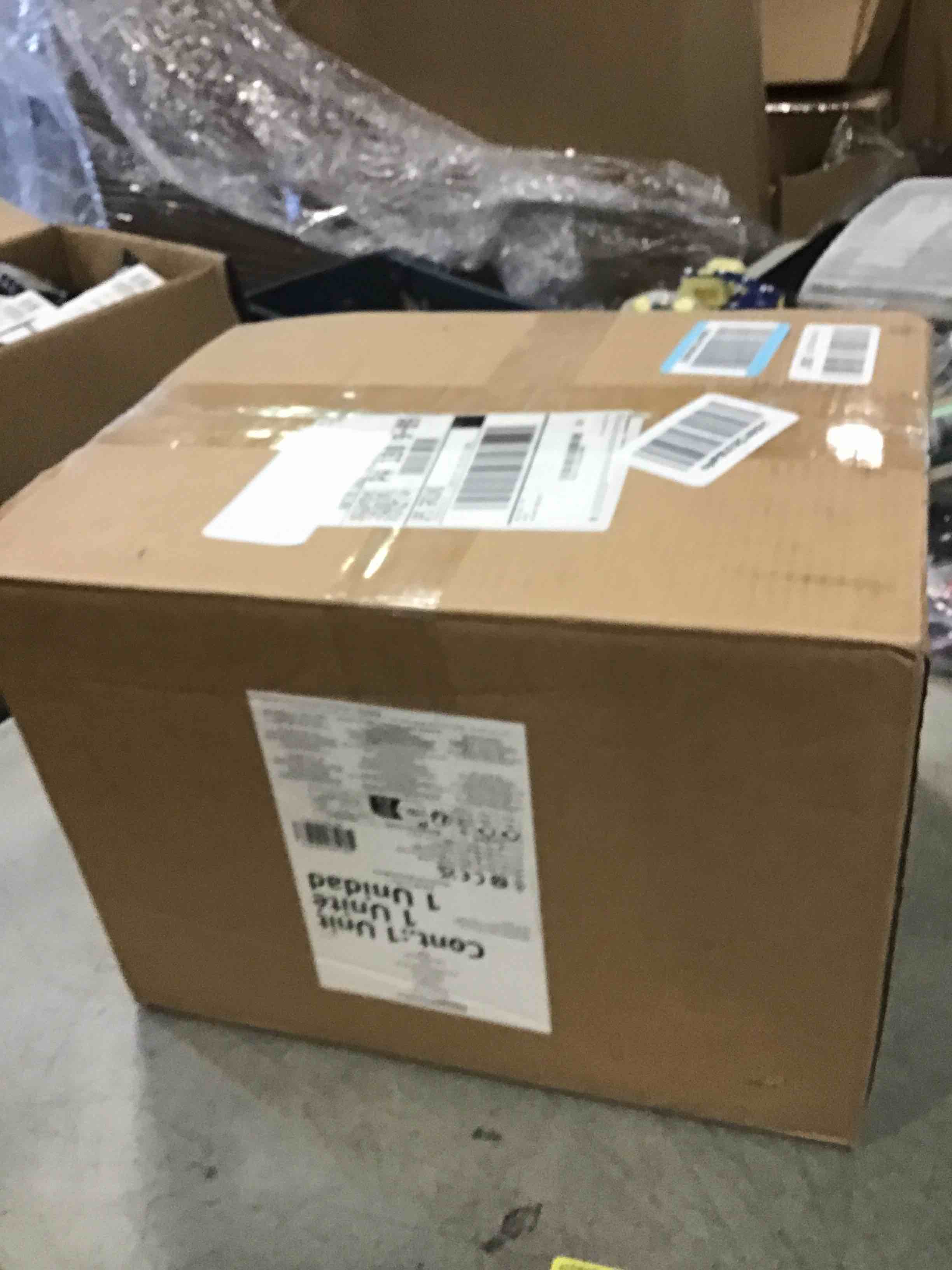 https://s3.amazonaws.com/lotting-images-prod/bidfta/PPE0441539_1728416030394.jpeg