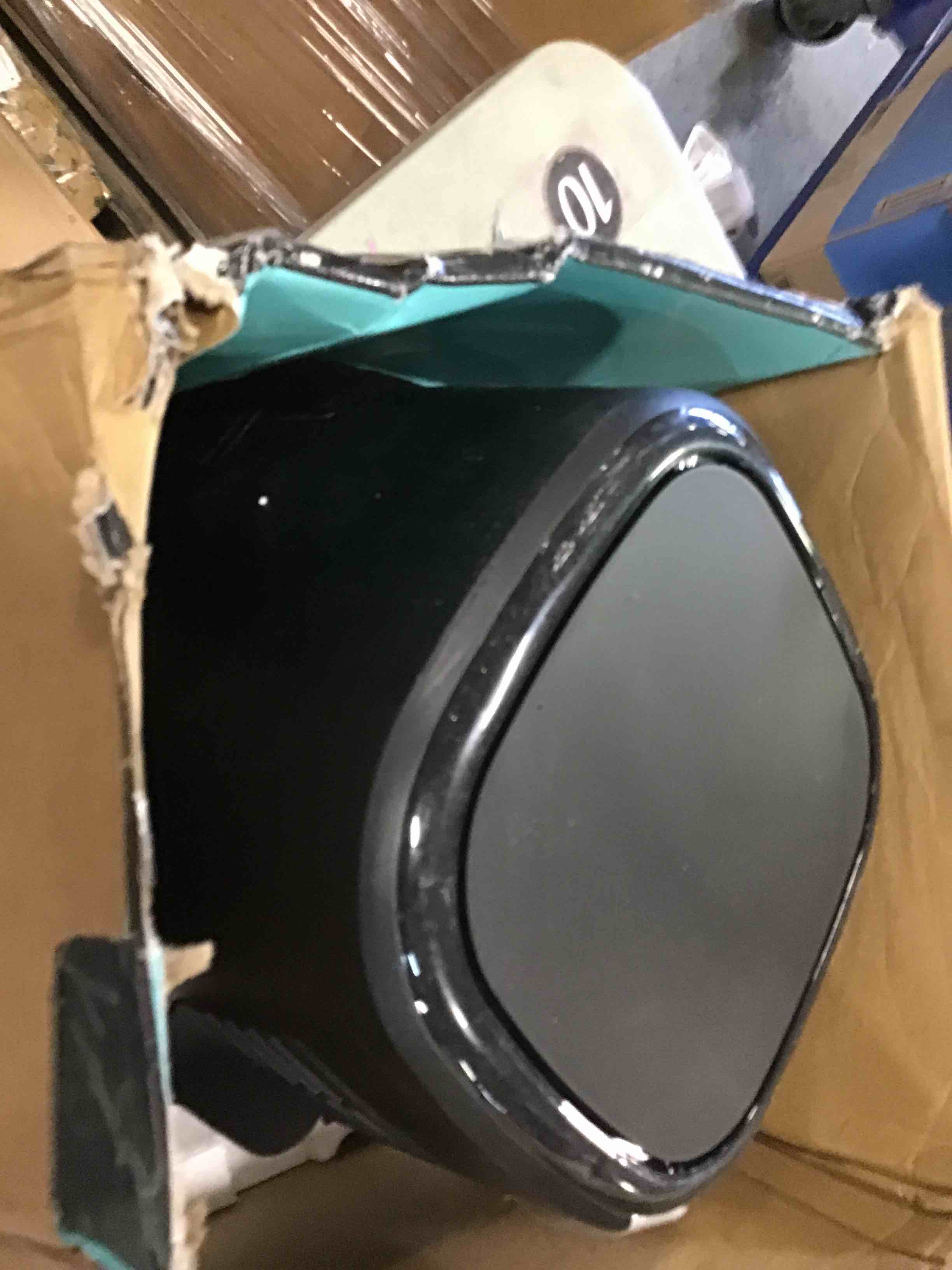 https://s3.amazonaws.com/lotting-images-prod/bidfta/PPE0441622_1728410612679.jpeg