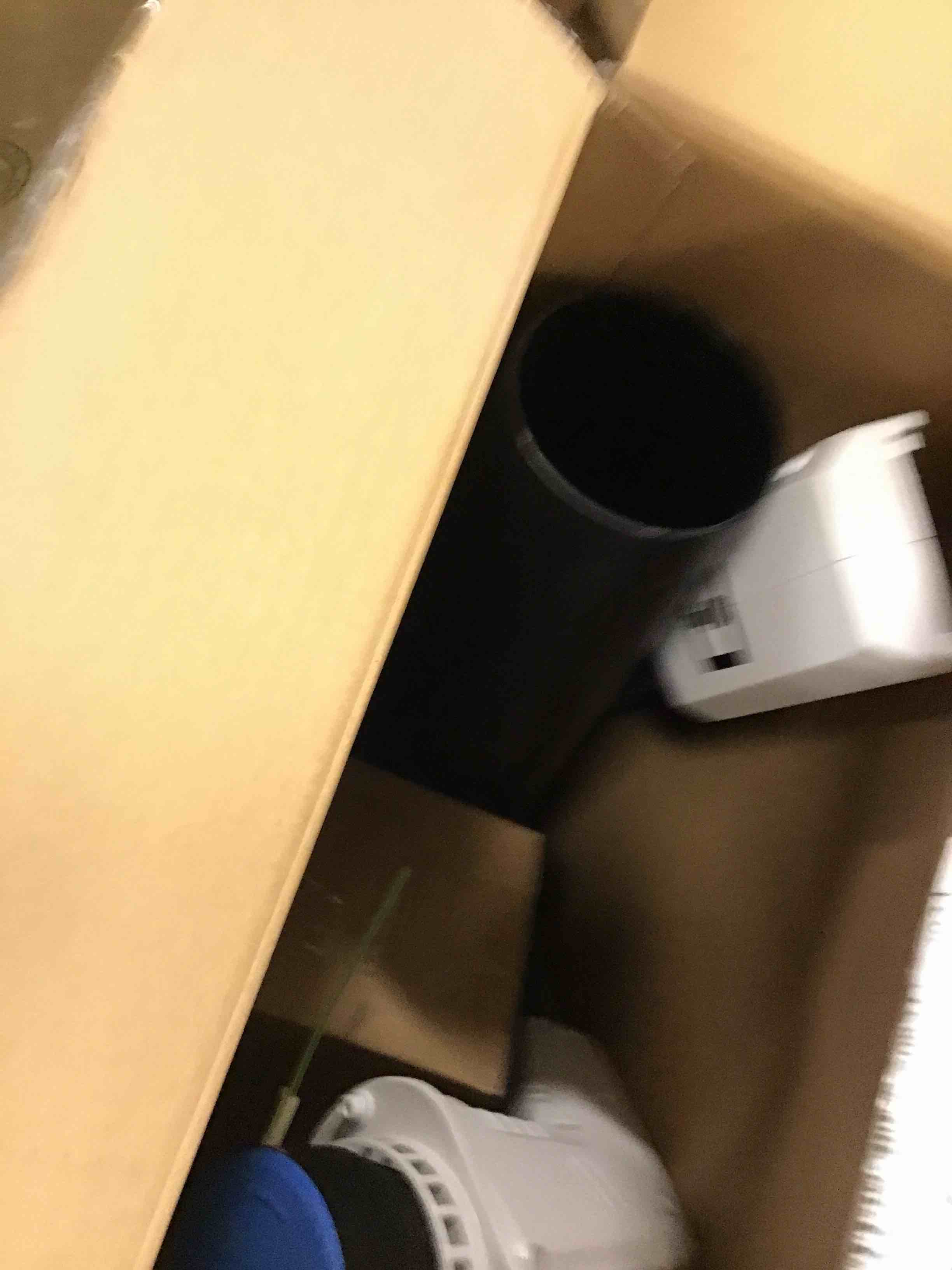 https://s3.amazonaws.com/lotting-images-prod/bidfta/PPE0441838_1728394226400.jpeg