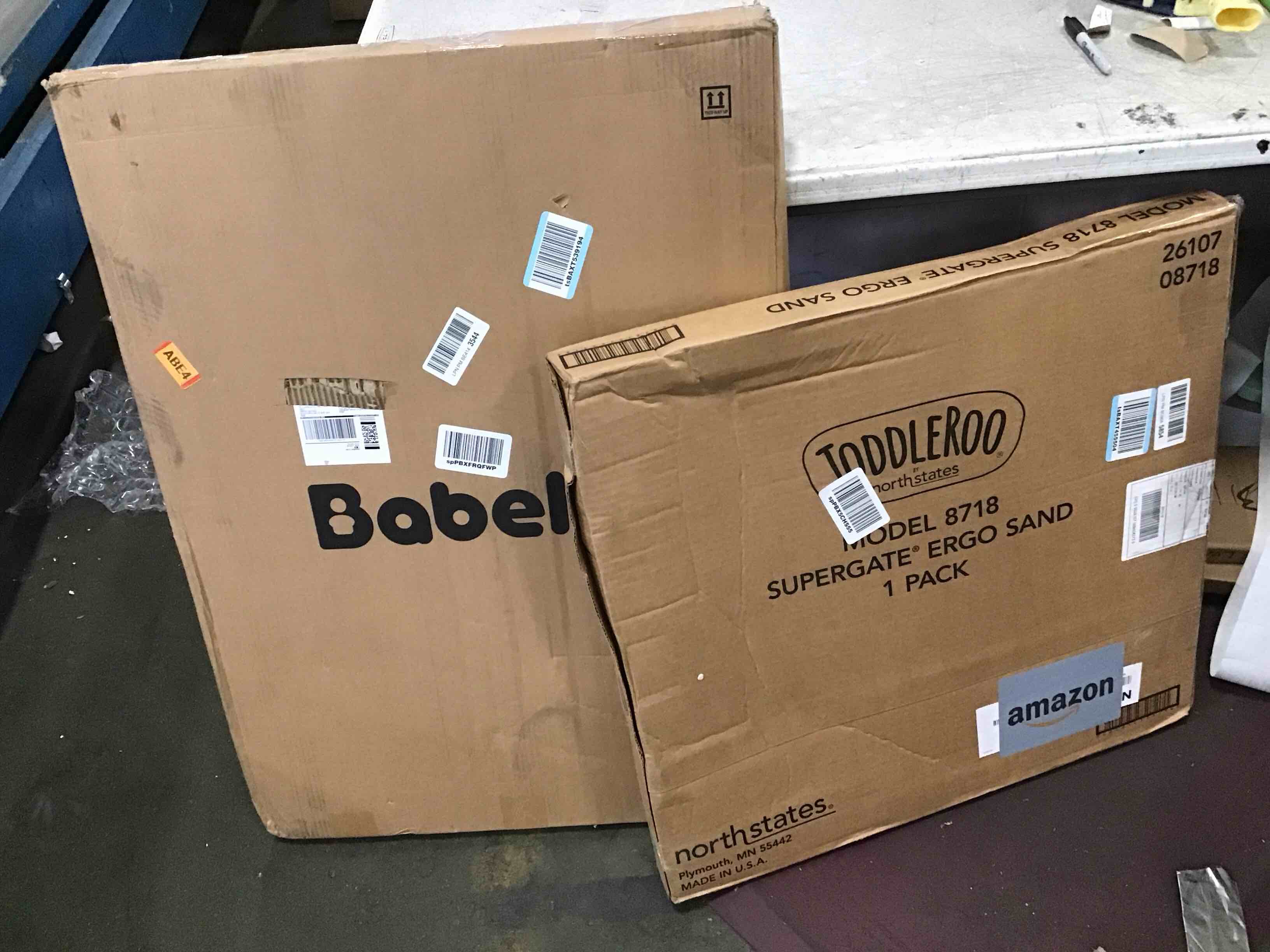 https://s3.amazonaws.com/lotting-images-prod/bidfta/PPE0443074_1729102789399.jpeg