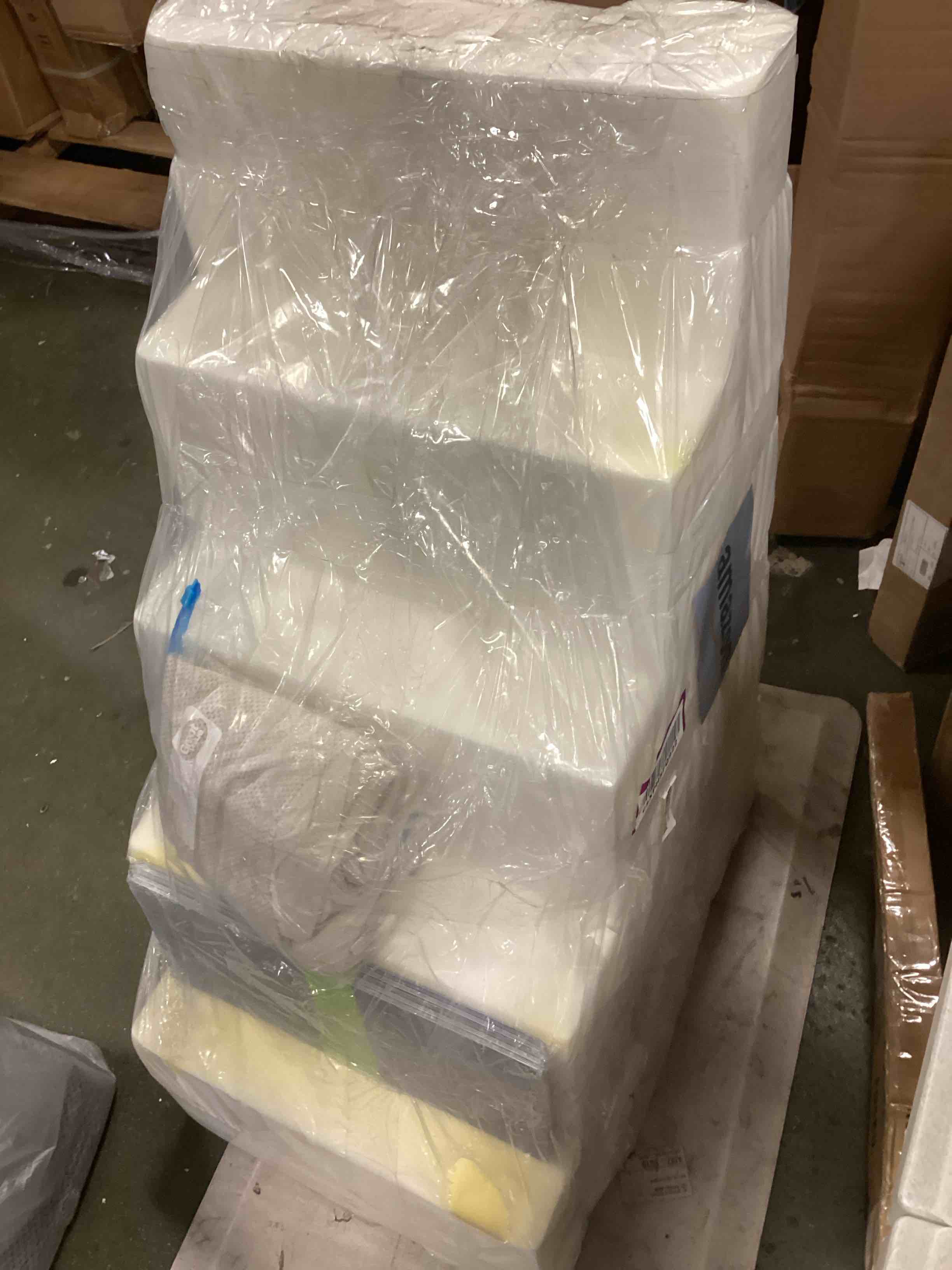 https://s3.amazonaws.com/lotting-images-prod/bidfta/PPE0443428_1728491831605.jpeg