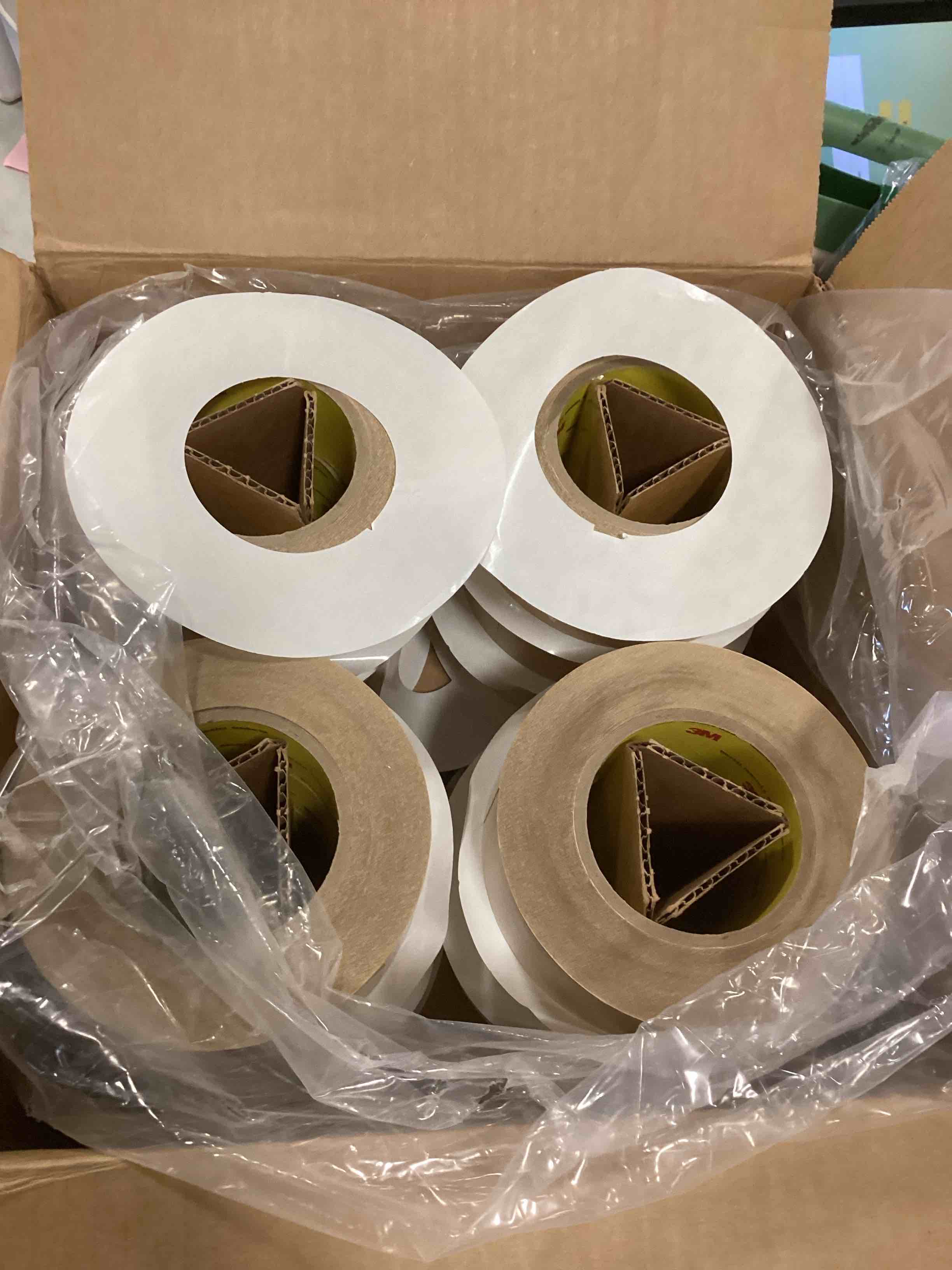 https://s3.amazonaws.com/lotting-images-prod/bidfta/PPE0443628_1728394250257.jpeg