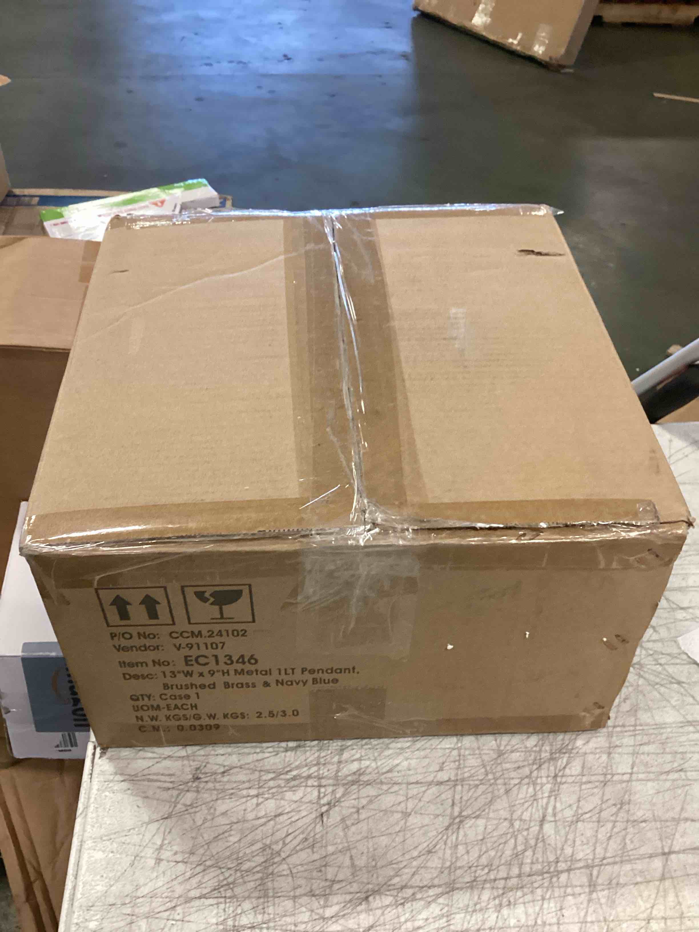 https://s3.amazonaws.com/lotting-images-prod/bidfta/PPE0443934_1727968547645.jpeg