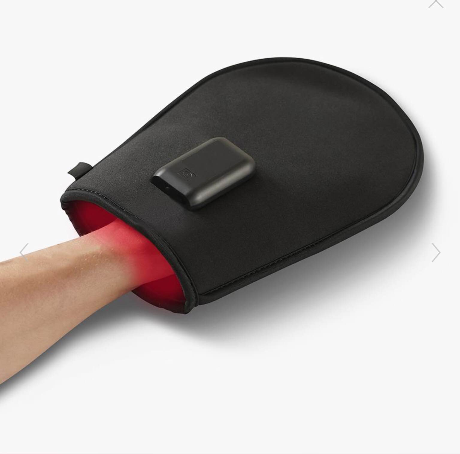 The Cordless LED Hand Pain Relieving Mitt