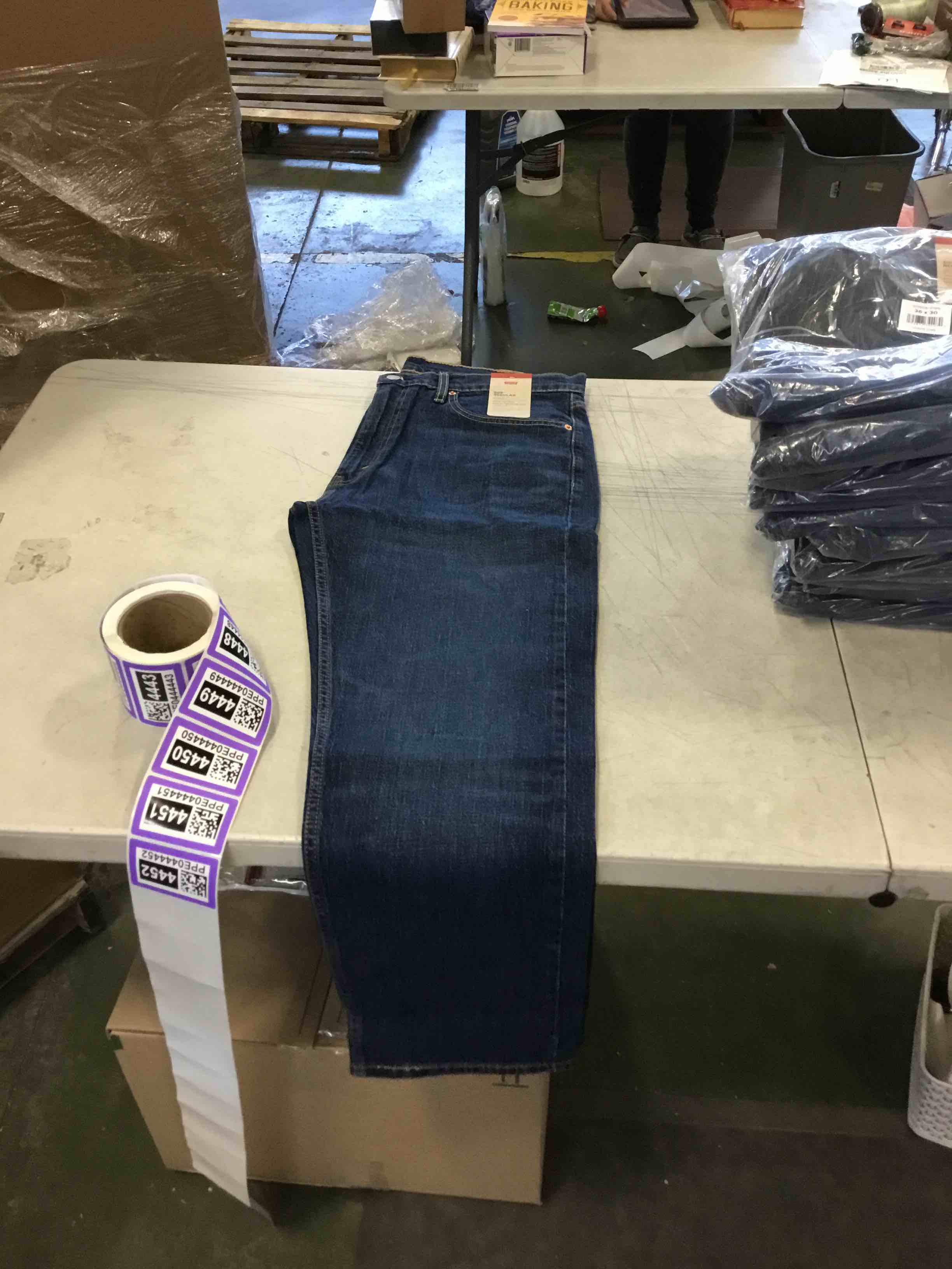 https://s3.amazonaws.com/lotting-images-prod/bidfta/PPE0444458_1728668932121.jpeg