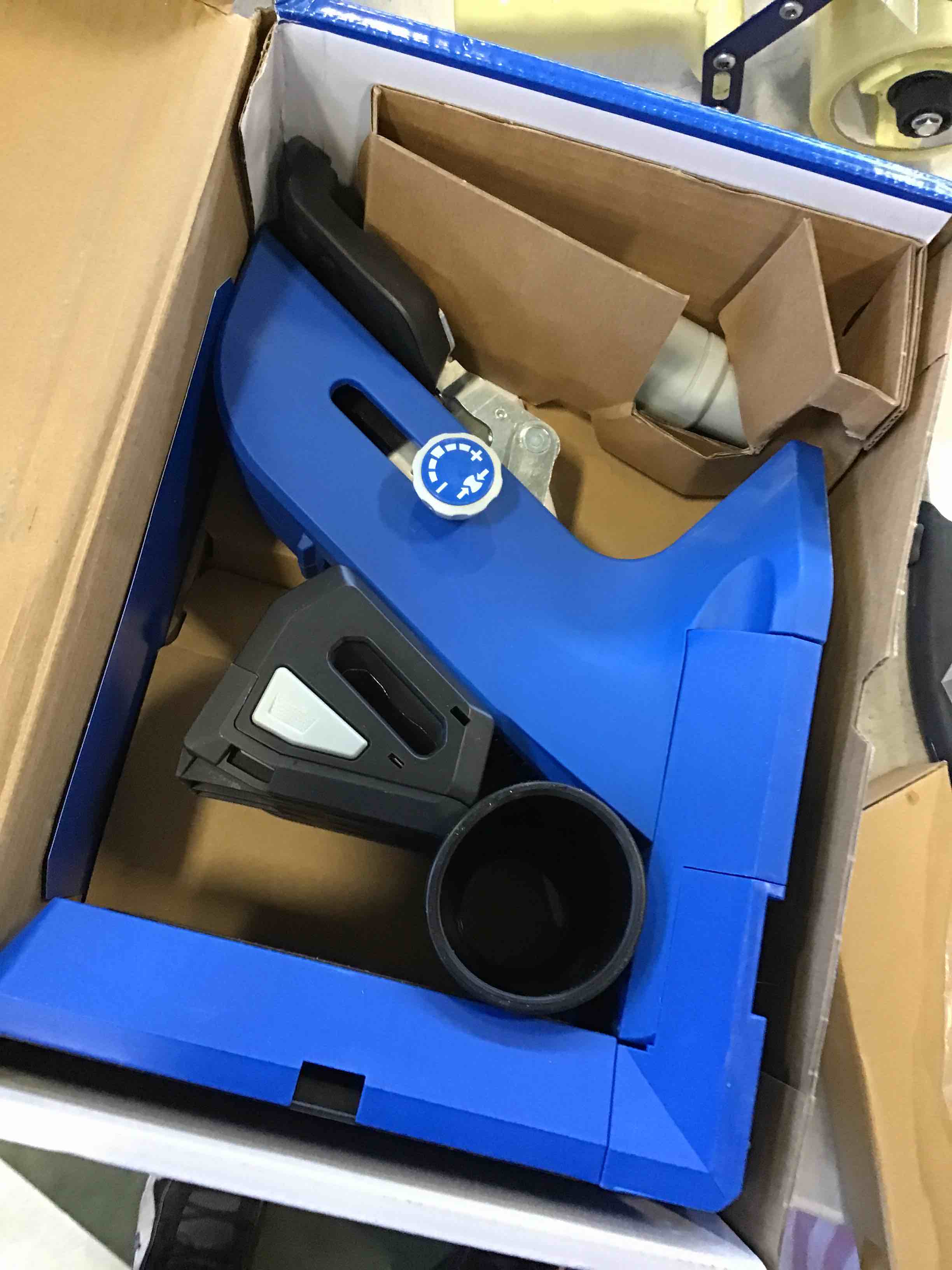 https://s3.amazonaws.com/lotting-images-prod/bidfta/PPE0445056_1728493799653.jpeg