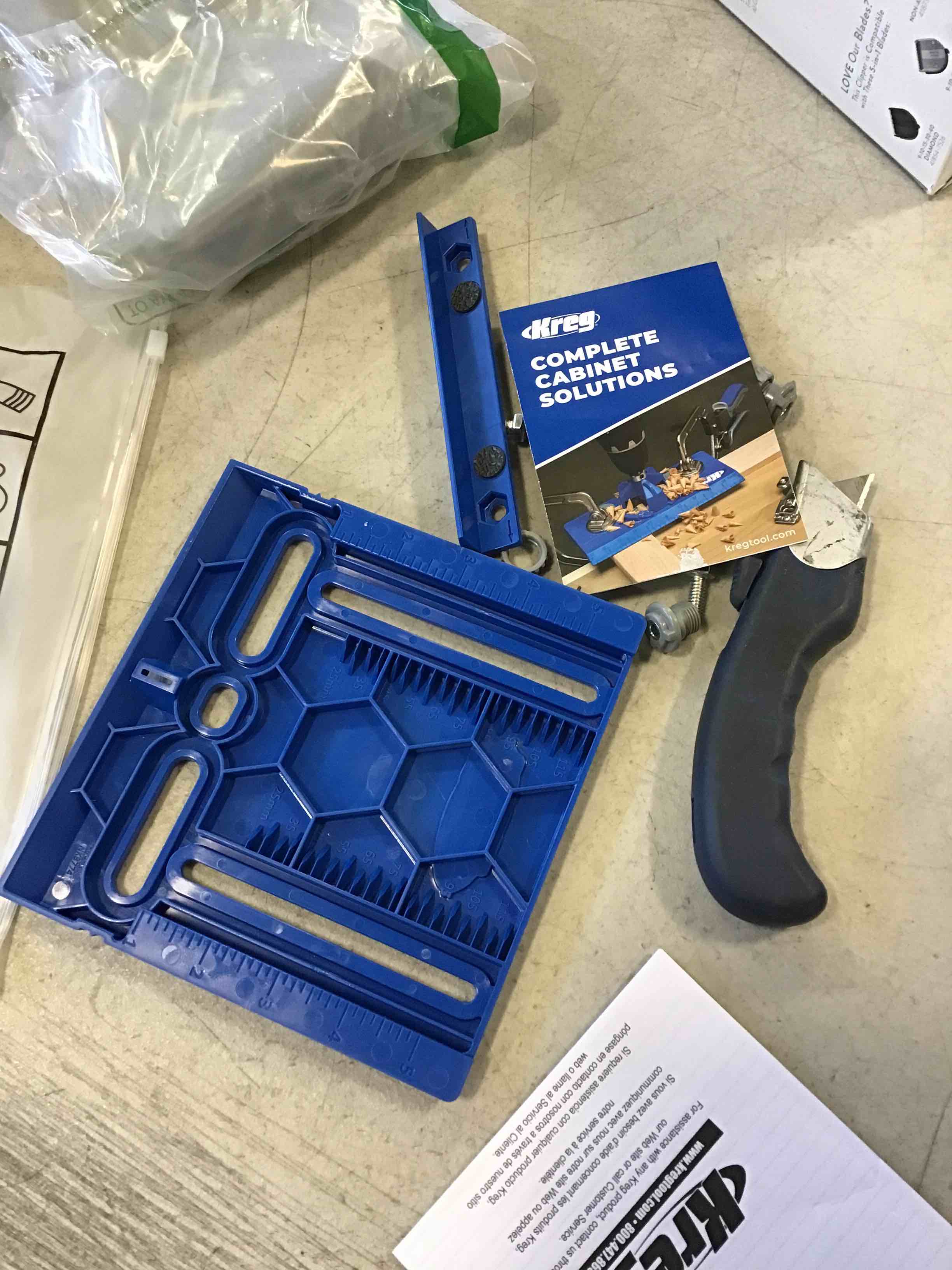 https://s3.amazonaws.com/lotting-images-prod/bidfta/PPE0445060_1728492872306.jpeg