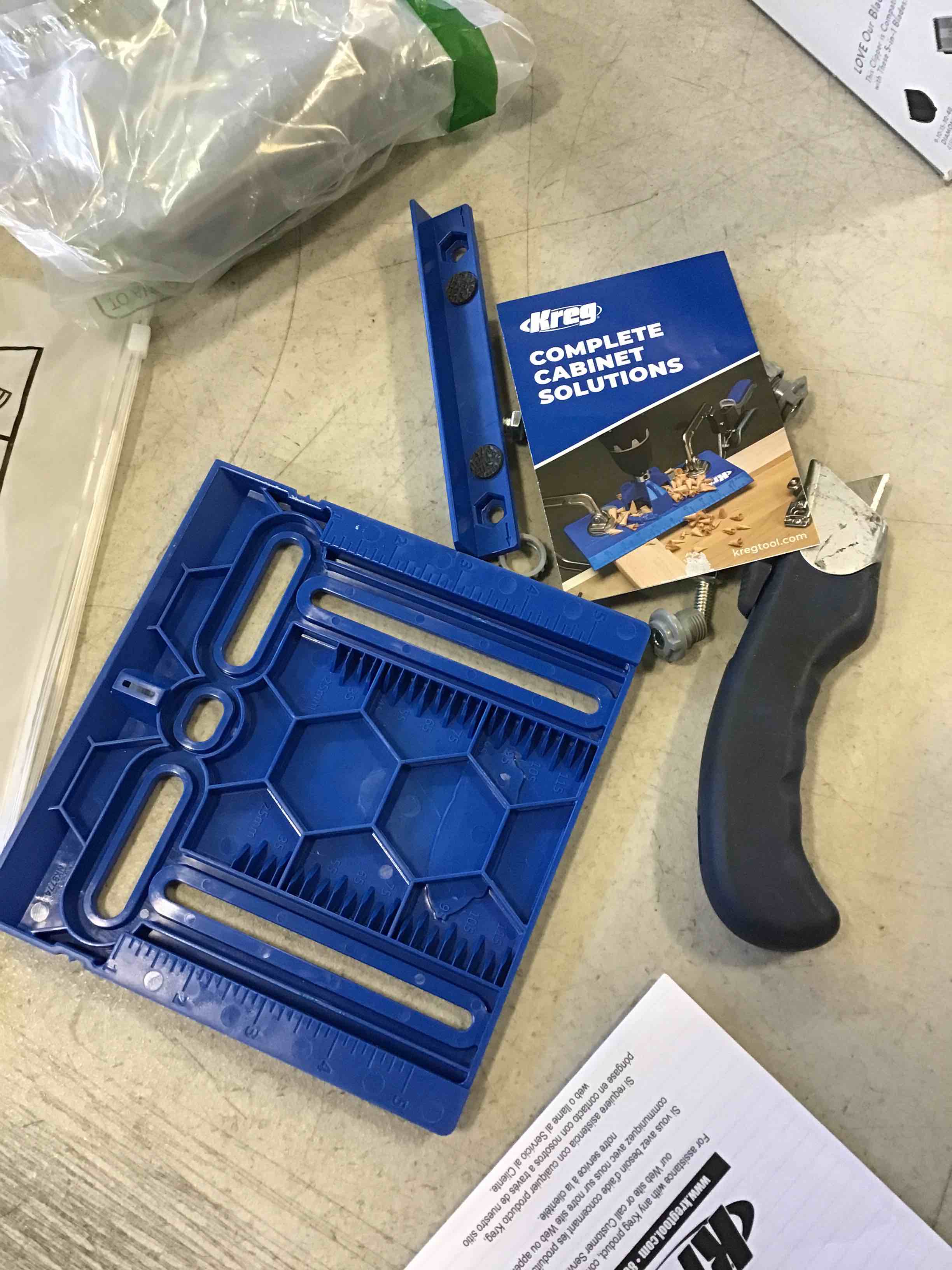 https://s3.amazonaws.com/lotting-images-prod/bidfta/PPE0445060_1728492873455.jpeg