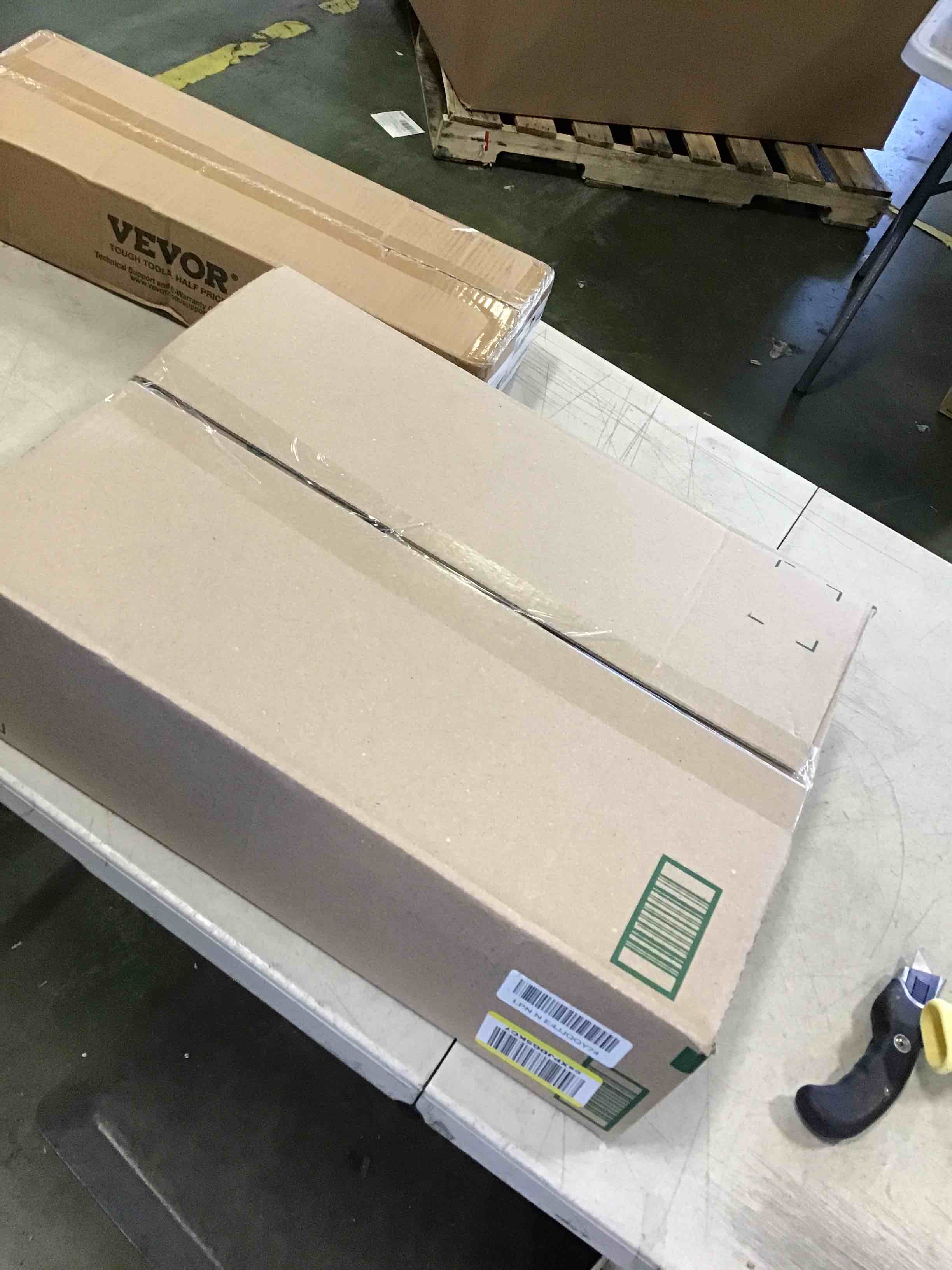 https://s3.amazonaws.com/lotting-images-prod/bidfta/PPE0445155_1728484641597.jpeg