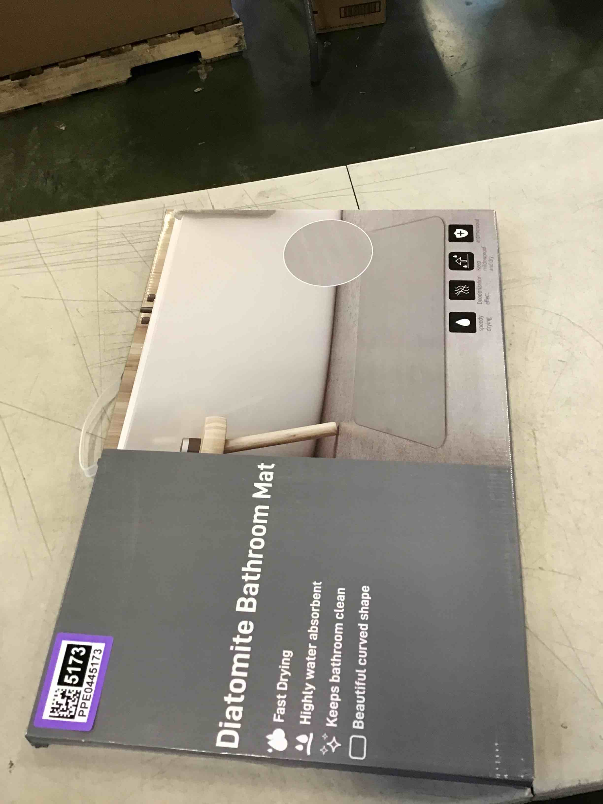 https://s3.amazonaws.com/lotting-images-prod/bidfta/PPE0445170_1728480236206.jpeg