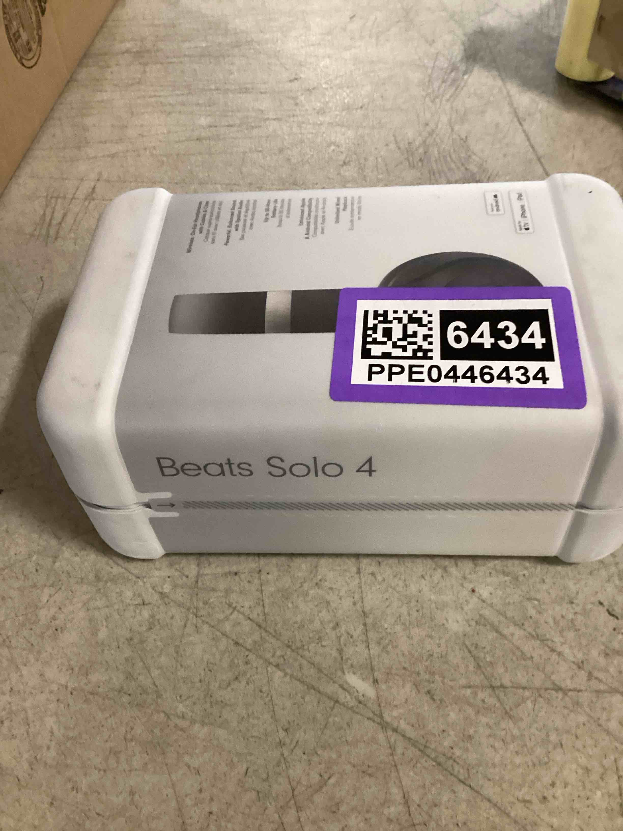 https://s3.amazonaws.com/lotting-images-prod/bidfta/PPE0446434_1729166413940.jpeg