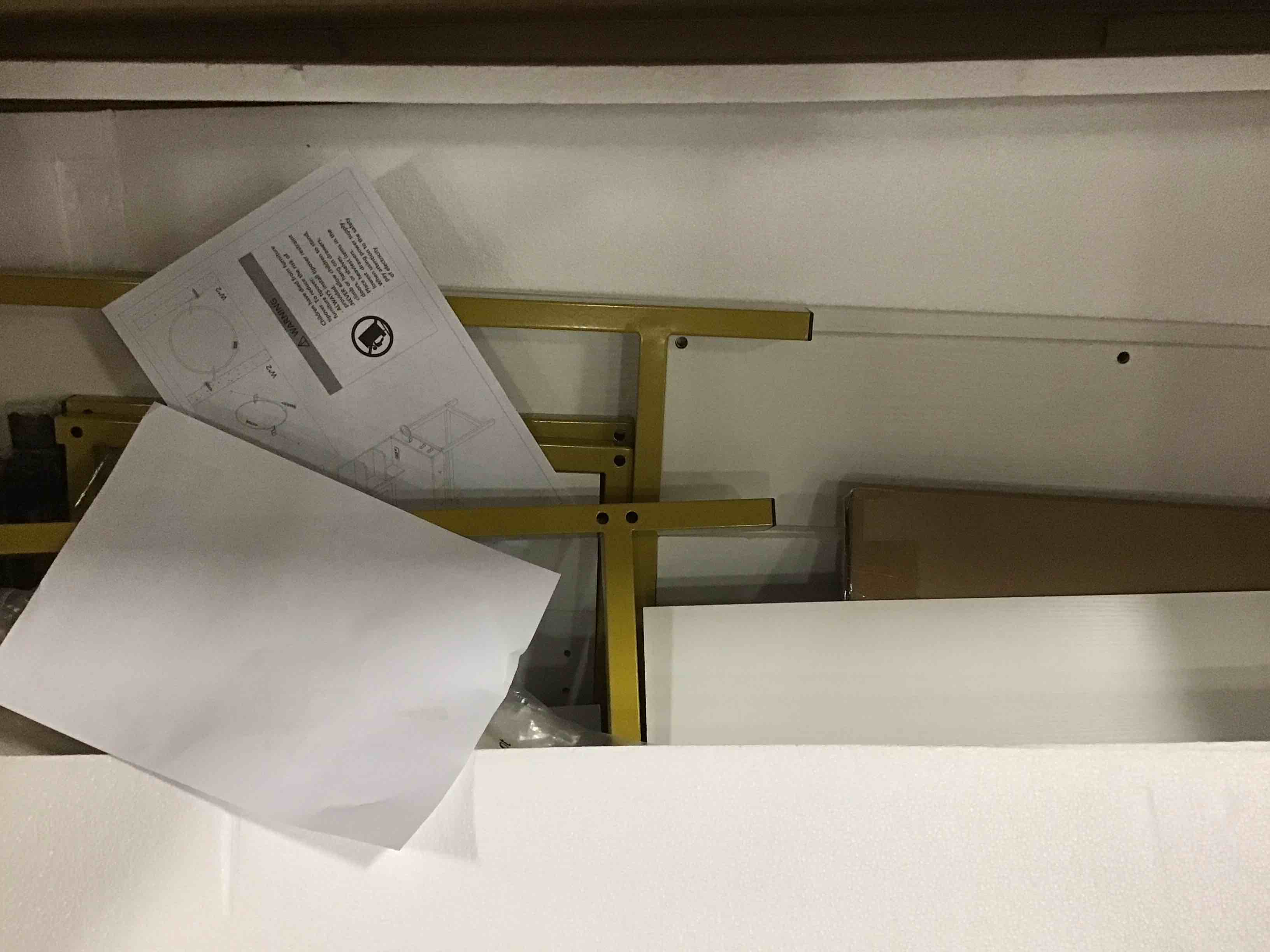 https://s3.amazonaws.com/lotting-images-prod/bidfta/PPE0448370_1738337294318.jpeg