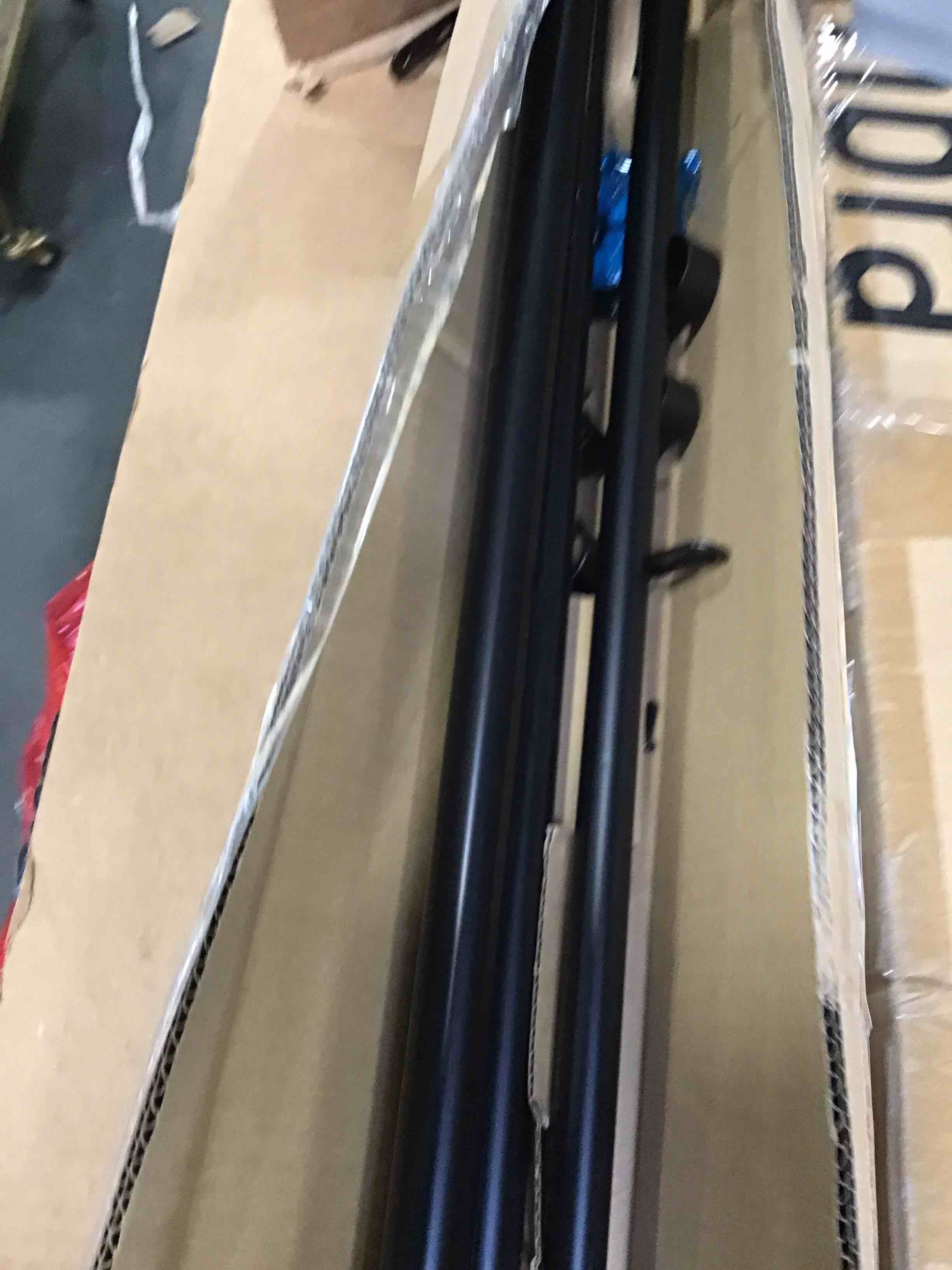 https://s3.amazonaws.com/lotting-images-prod/bidfta/PPE0448536_1738259246276.jpeg