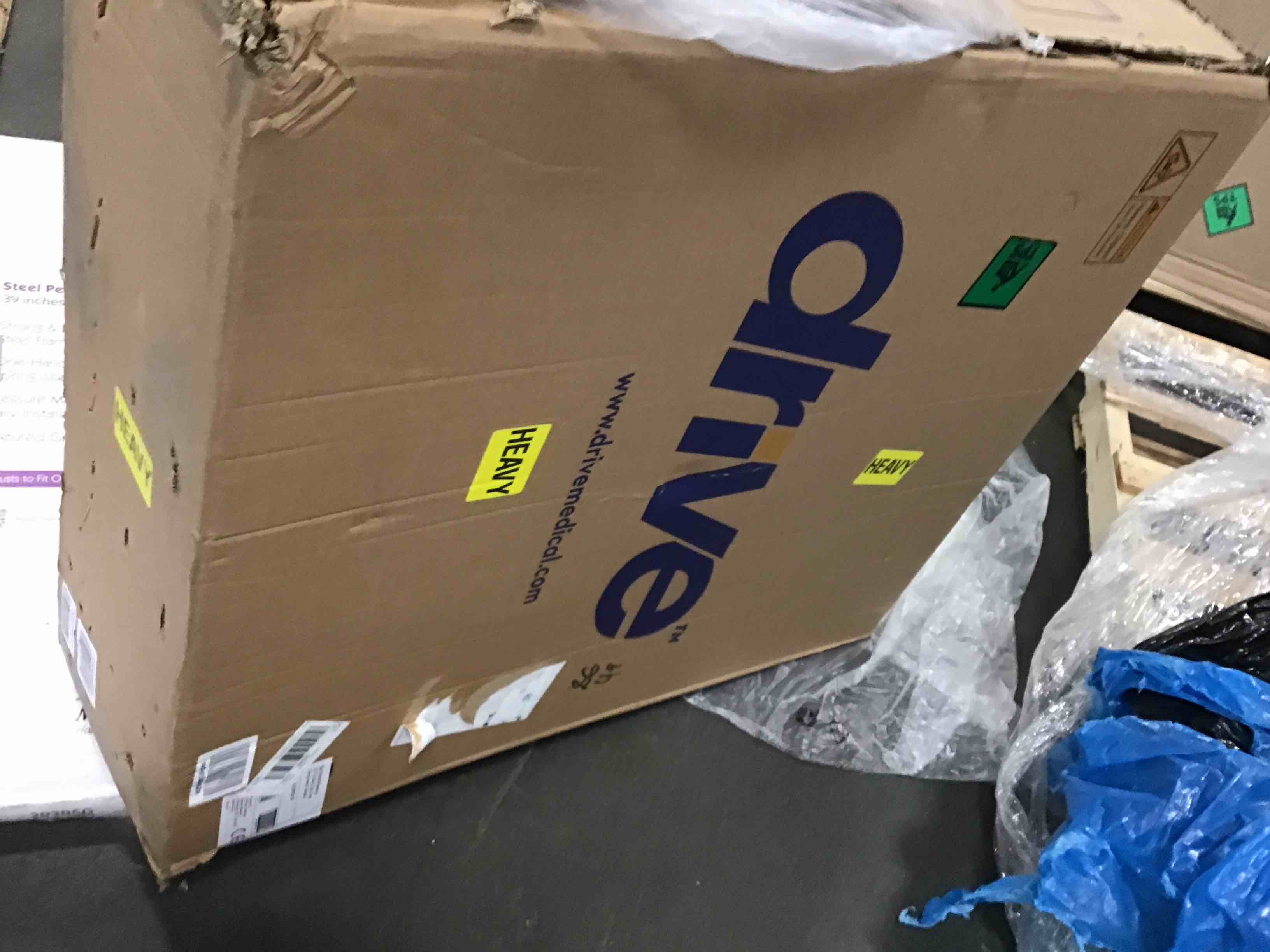 https://s3.amazonaws.com/lotting-images-prod/bidfta/PPE0448836_1738092118237.jpeg