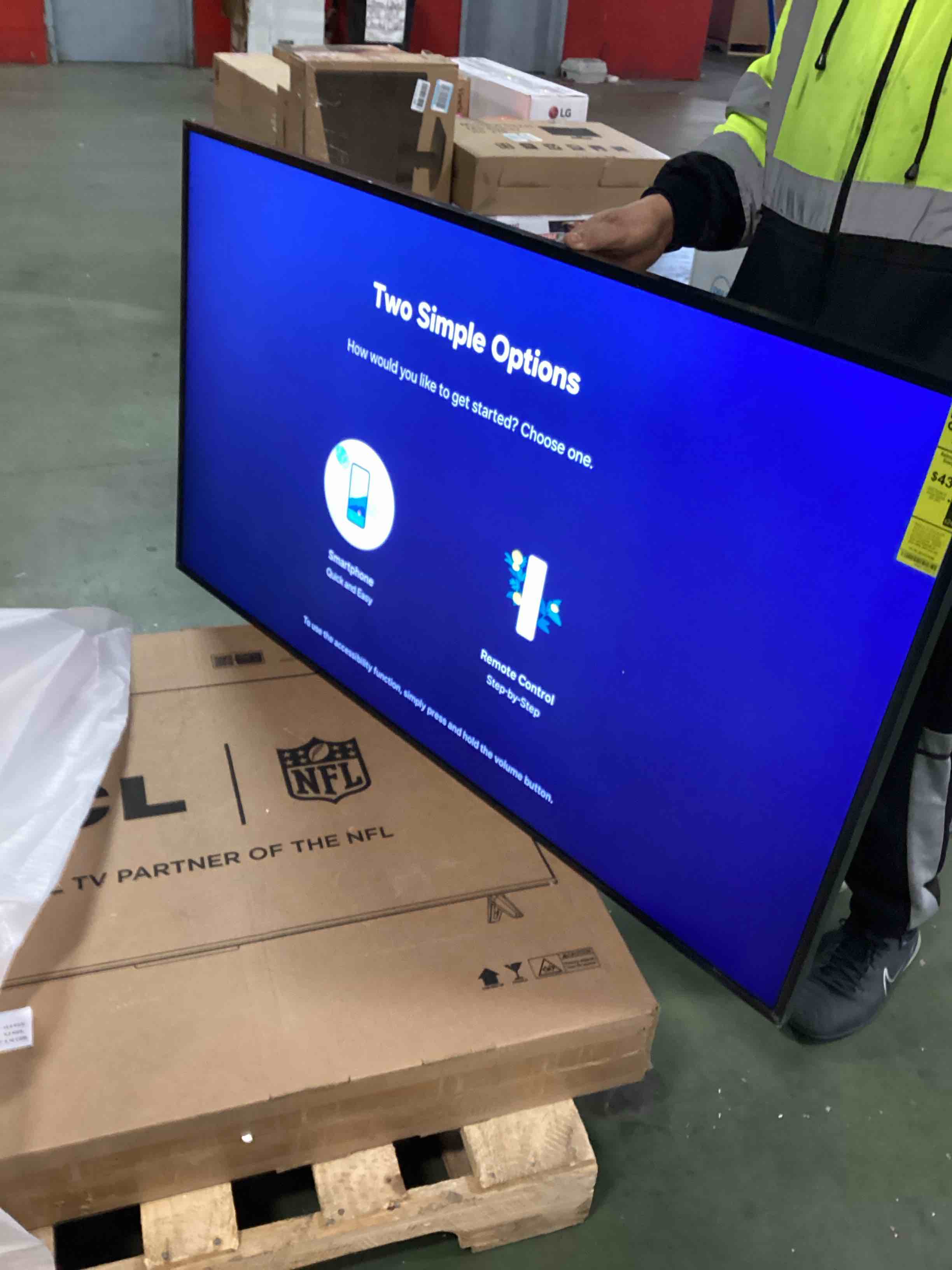 https://s3.amazonaws.com/lotting-images-prod/bidfta/PPE0448945_1738012454618.jpeg