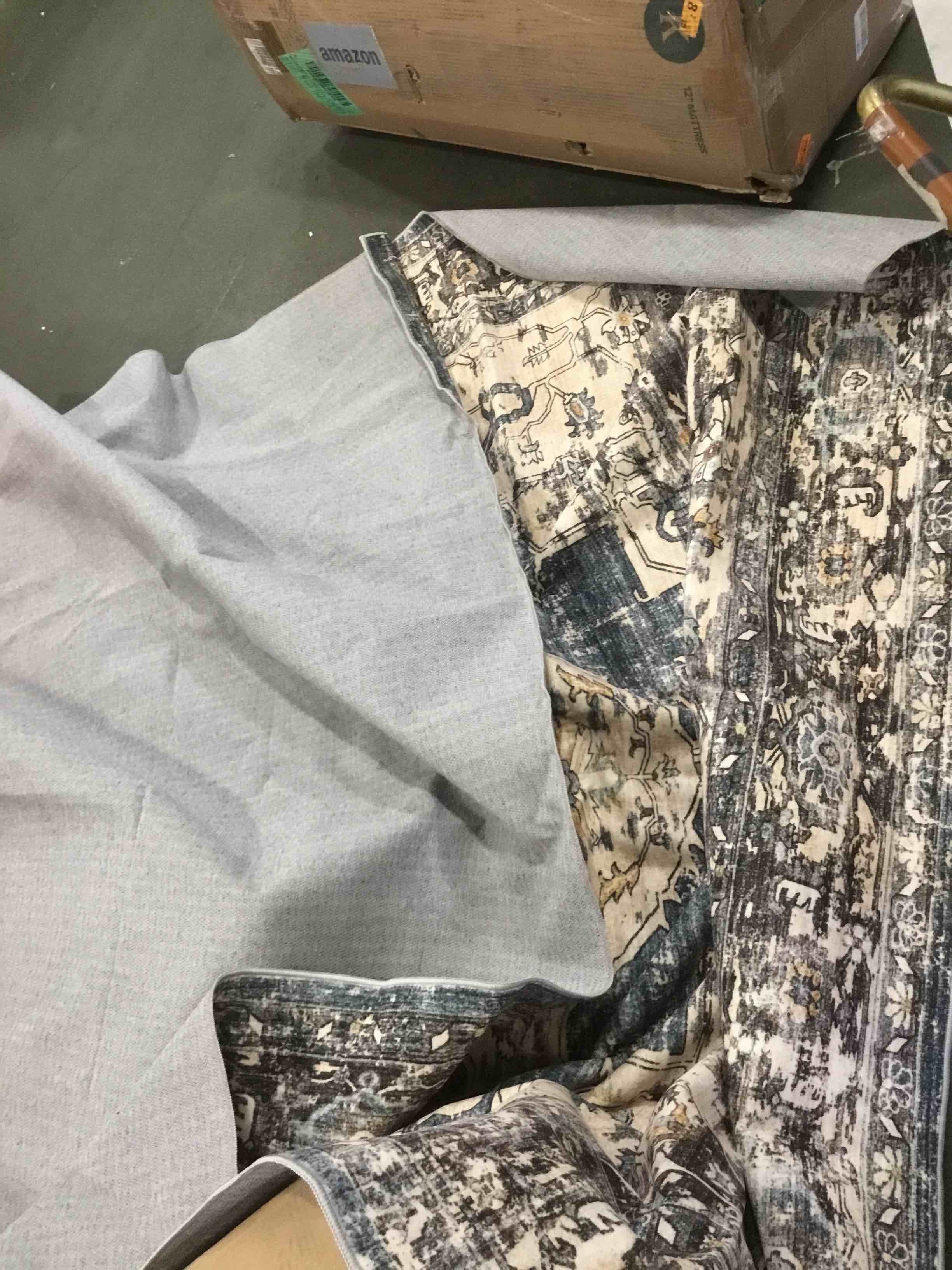 https://s3.amazonaws.com/lotting-images-prod/bidfta/PPE0448955_1738002832920.jpeg