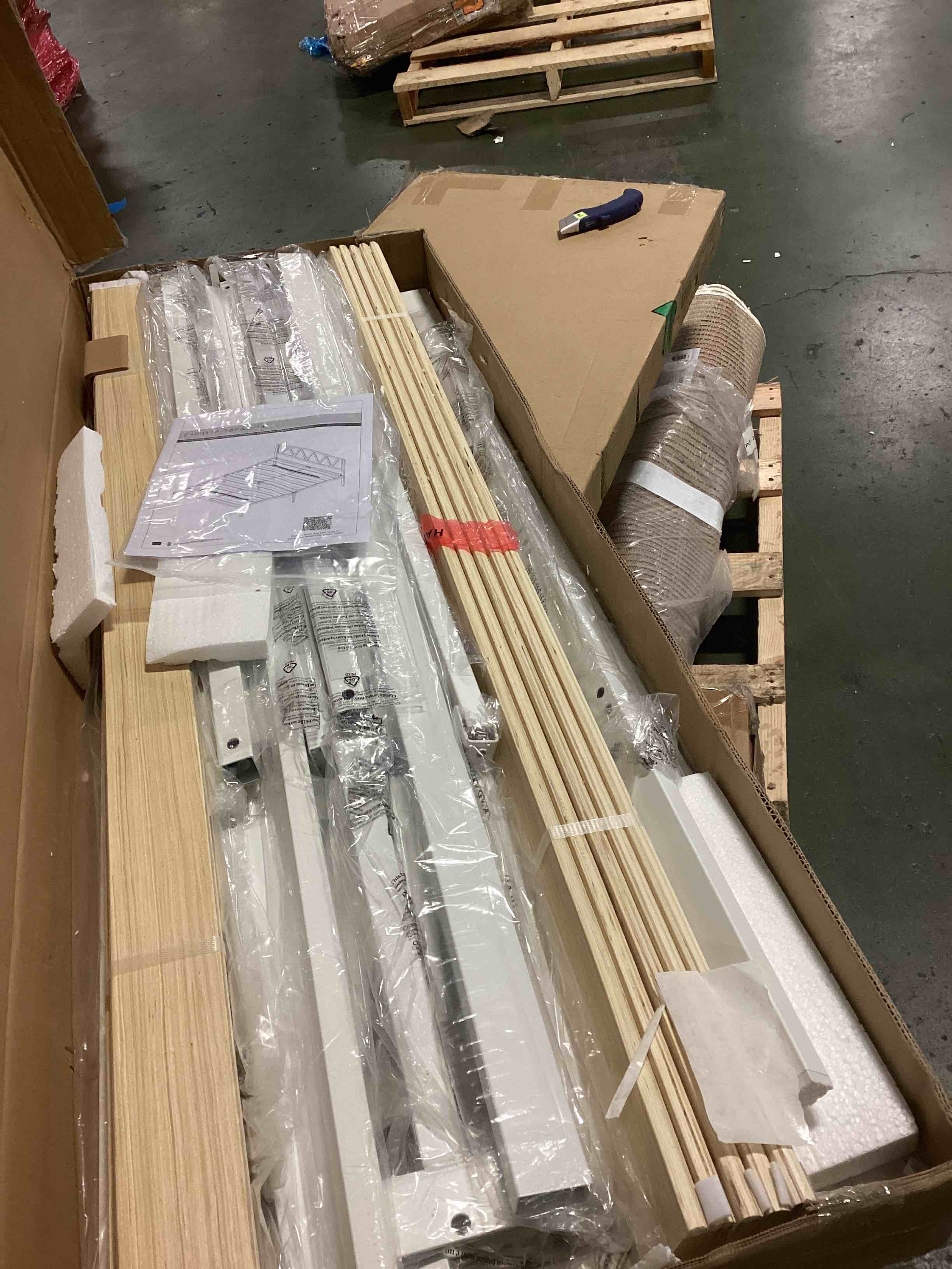 https://s3.amazonaws.com/lotting-images-prod/bidfta/PPE0449898_1733269039703.jpeg