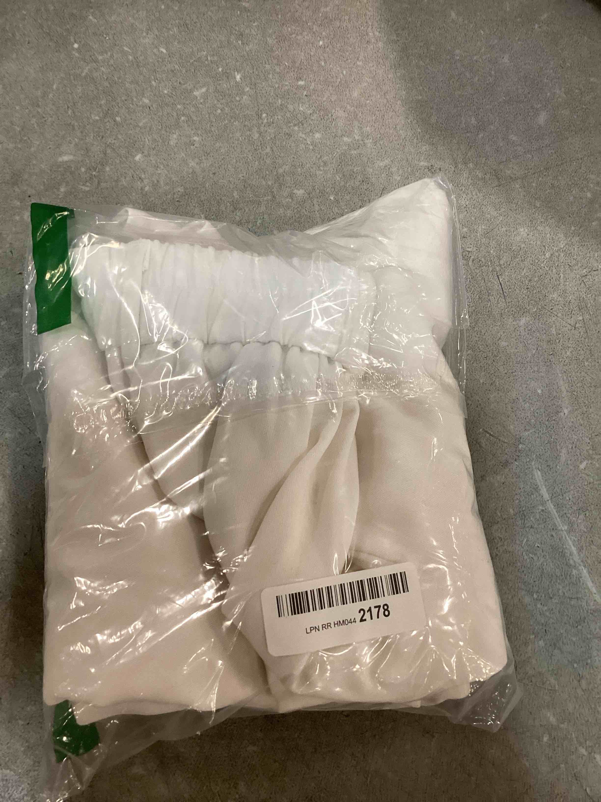 https://s3.amazonaws.com/lotting-images-prod/bidfta/PPE0449922_1728710314357.jpeg