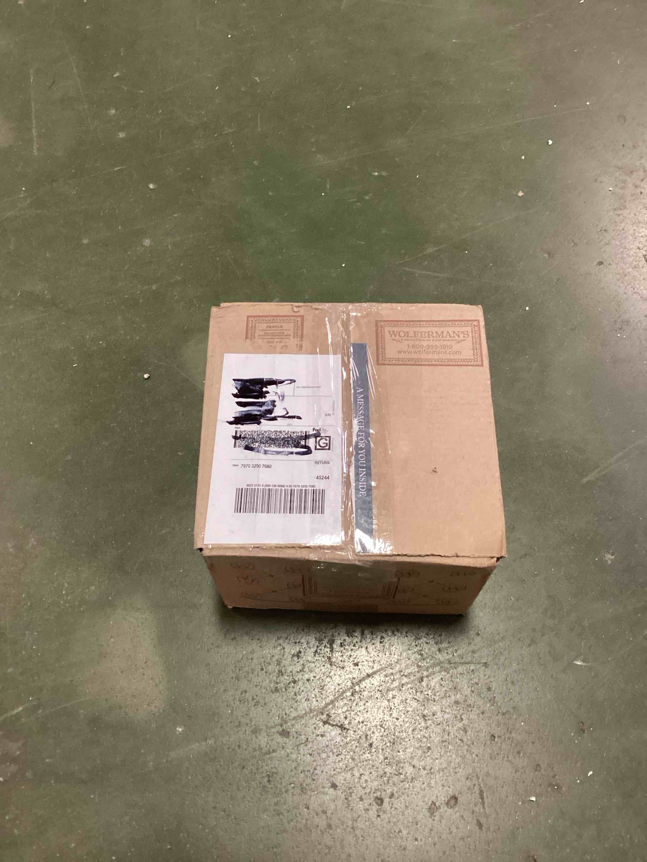 https://s3.amazonaws.com/lotting-images-prod/bidfta/PPE0450276_1734447077116.jpeg