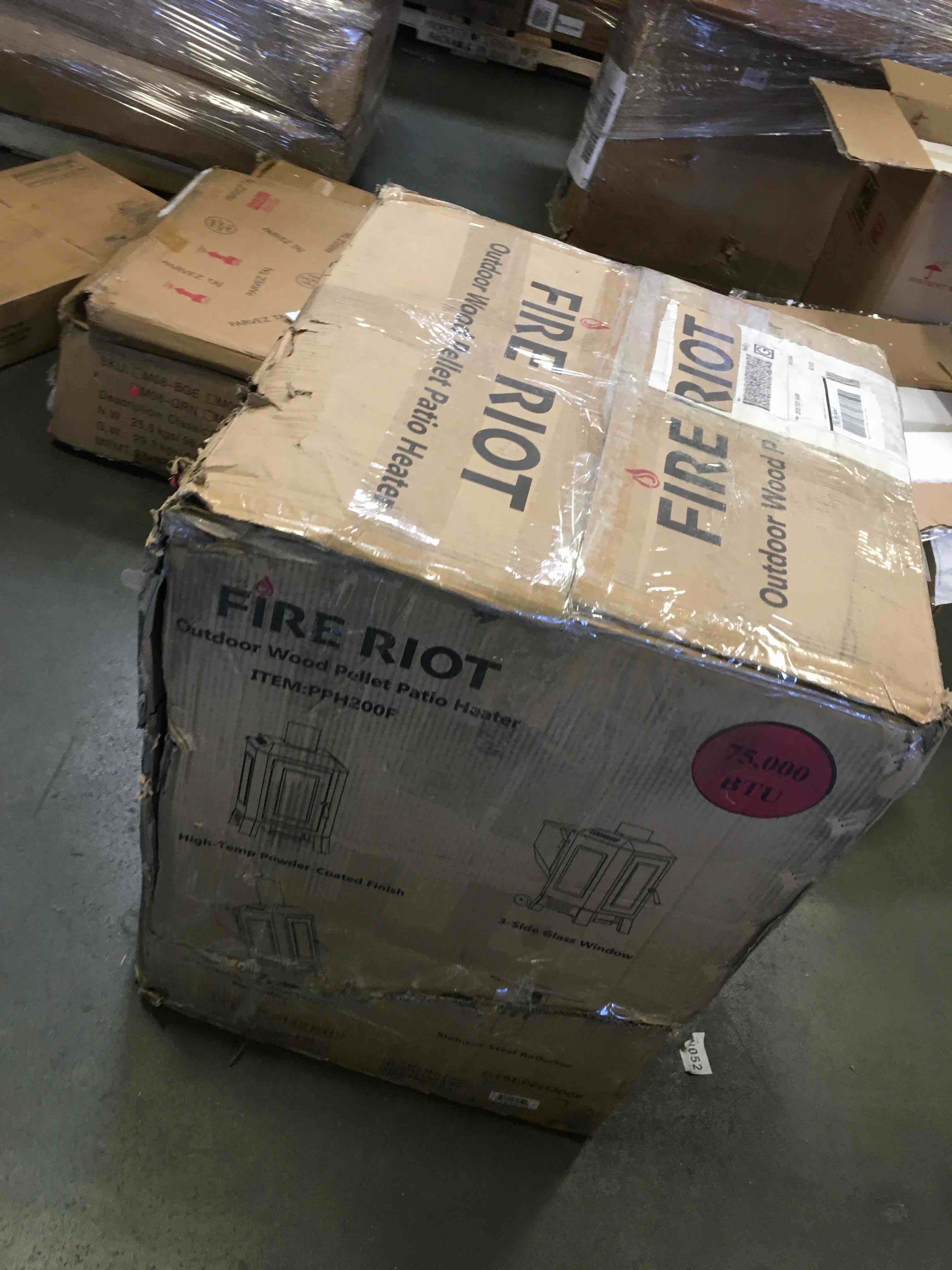 https://s3.amazonaws.com/lotting-images-prod/bidfta/PPE0451357_1729269626807.jpeg