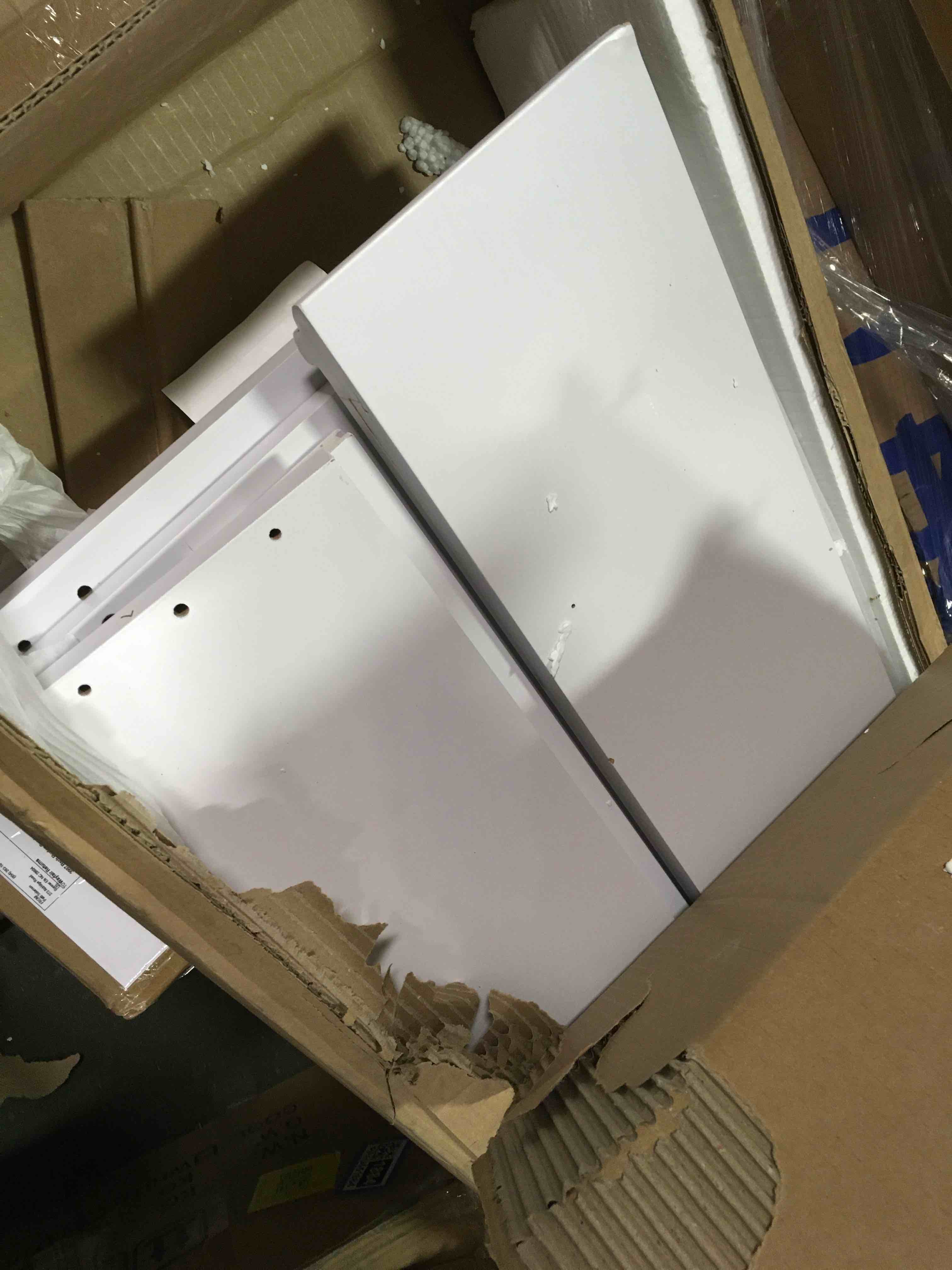 https://s3.amazonaws.com/lotting-images-prod/bidfta/PPE0451879_1729078407156.jpeg