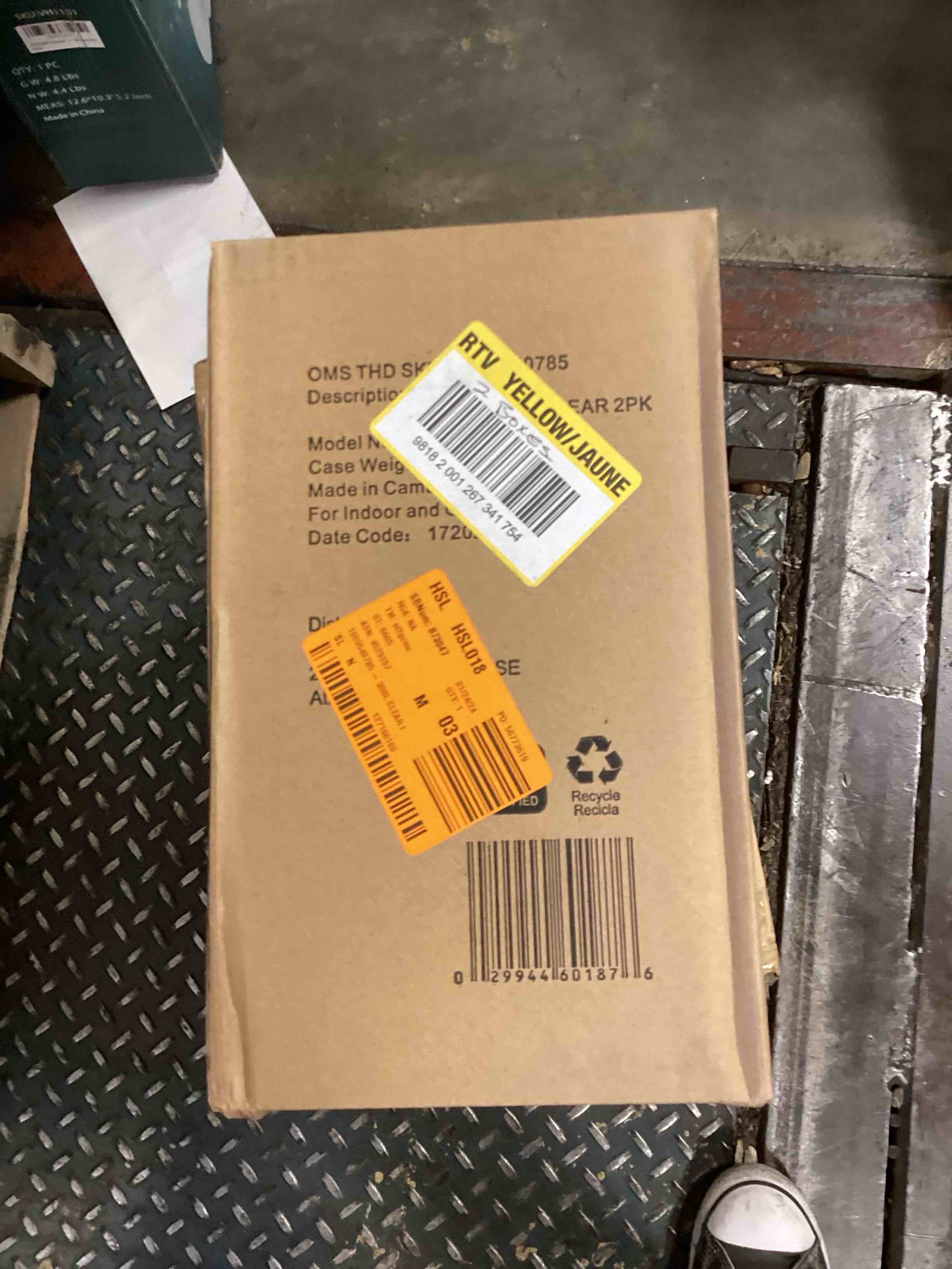 https://s3.amazonaws.com/lotting-images-prod/bidfta/PPE0461748_1732027801163.jpeg