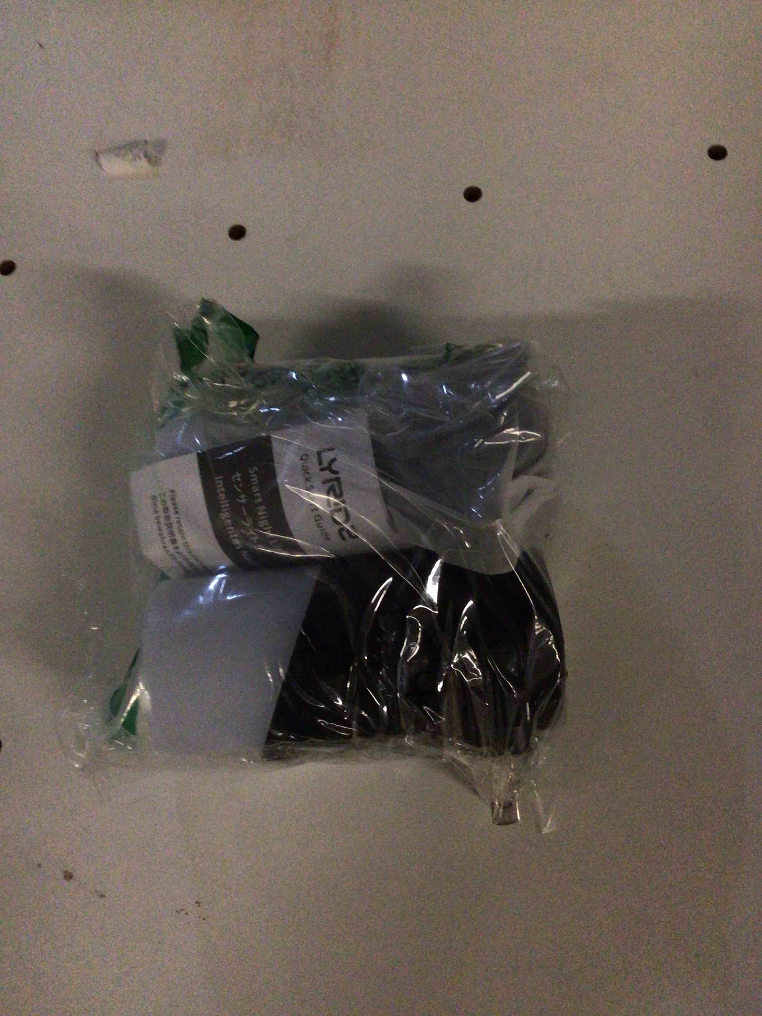 https://s3.amazonaws.com/lotting-images-prod/bidfta/PPE0462490_1748376161394.jpeg