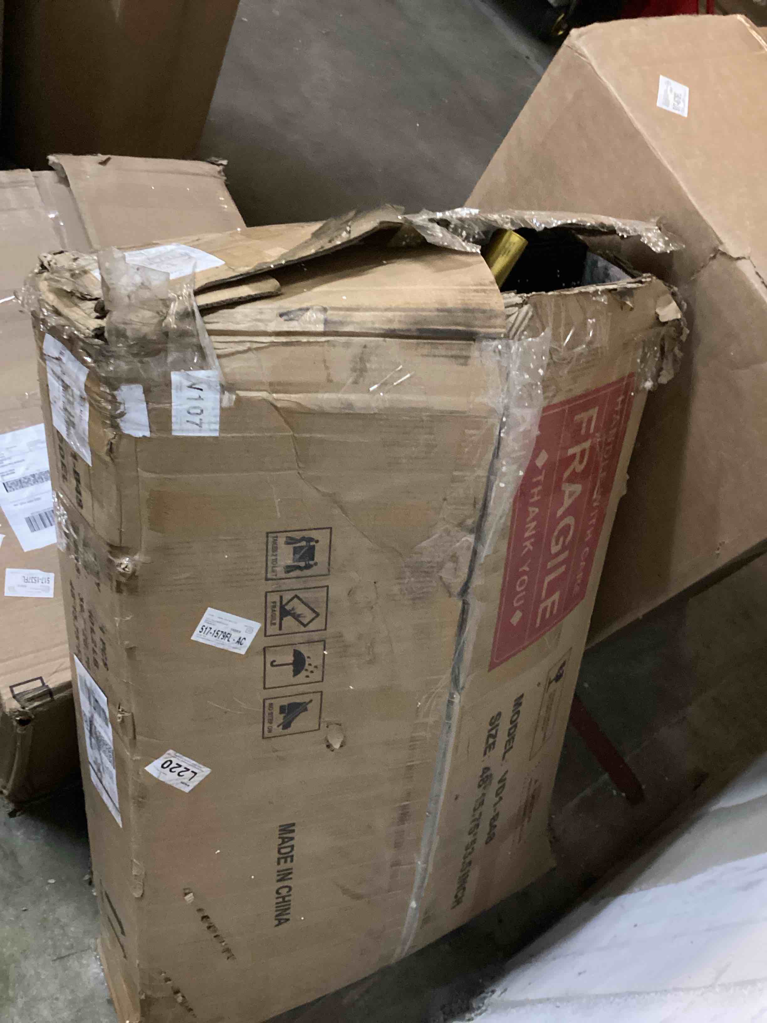 https://s3.amazonaws.com/lotting-images-prod/bidfta/PPE0462709_1747850732880.jpeg