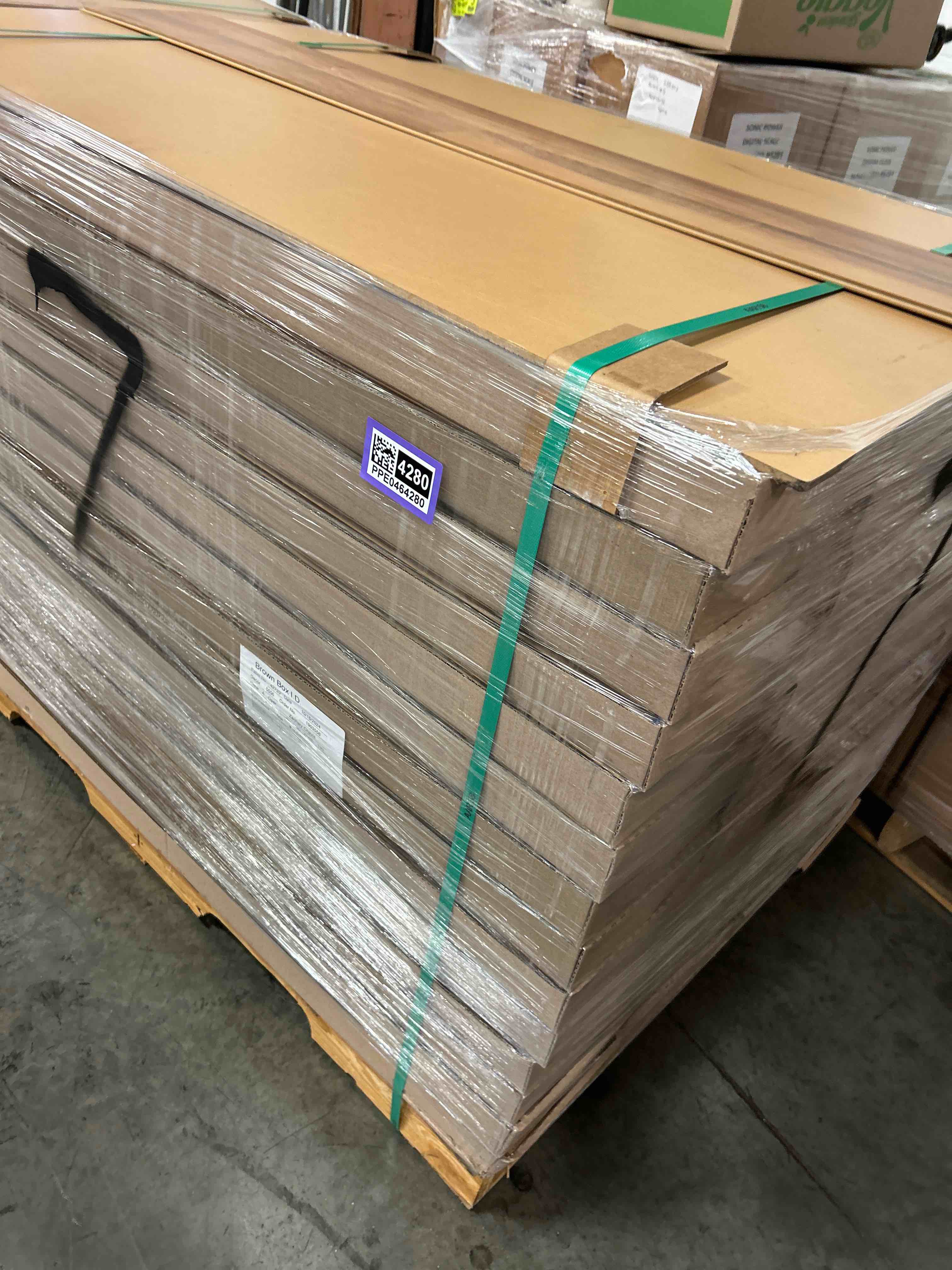 https://s3.amazonaws.com/lotting-images-prod/bidfta/PPE0464280_1729794634276.jpeg