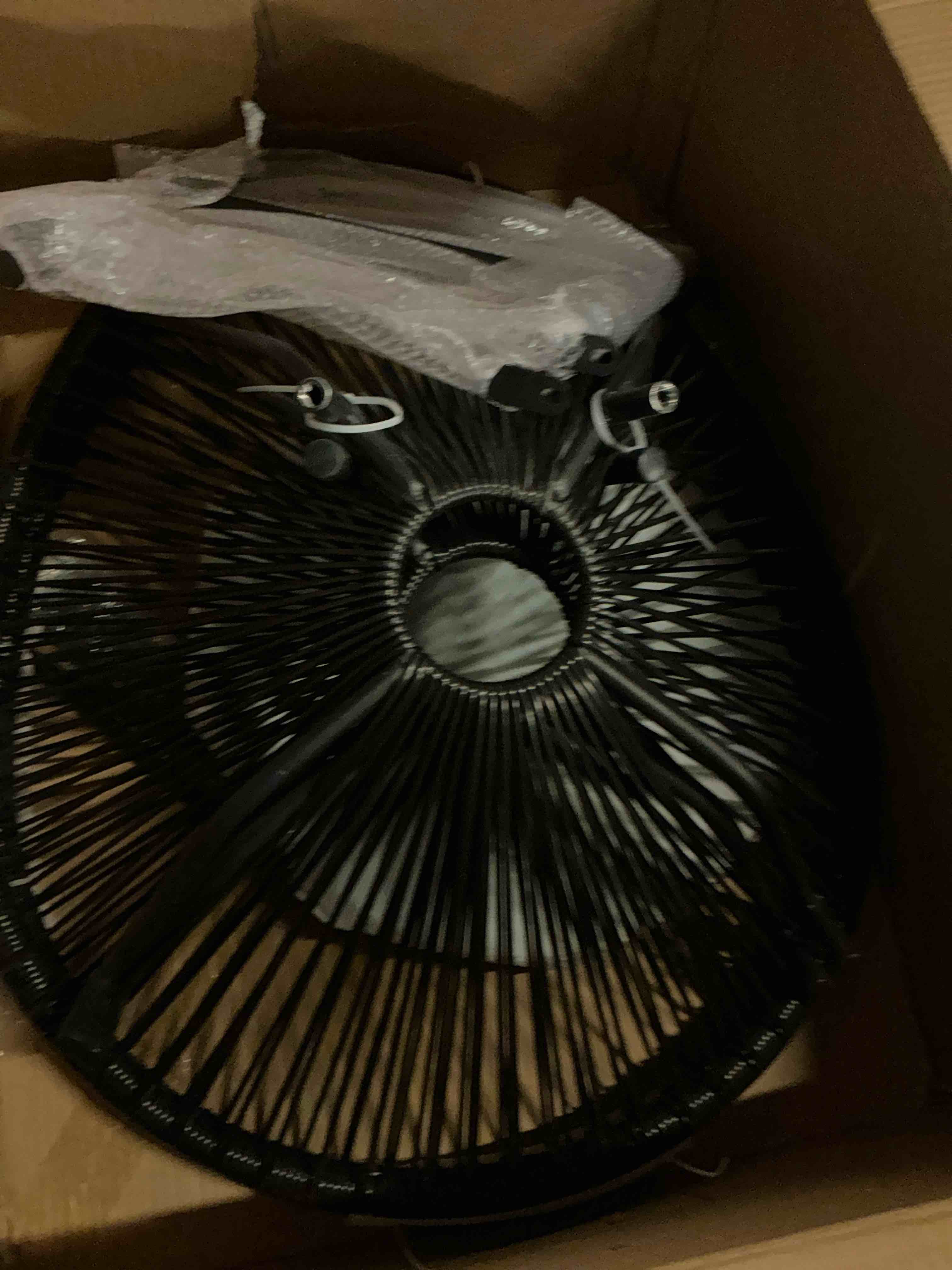 https://s3.amazonaws.com/lotting-images-prod/bidfta/PPE0466812_1733839067003.jpeg