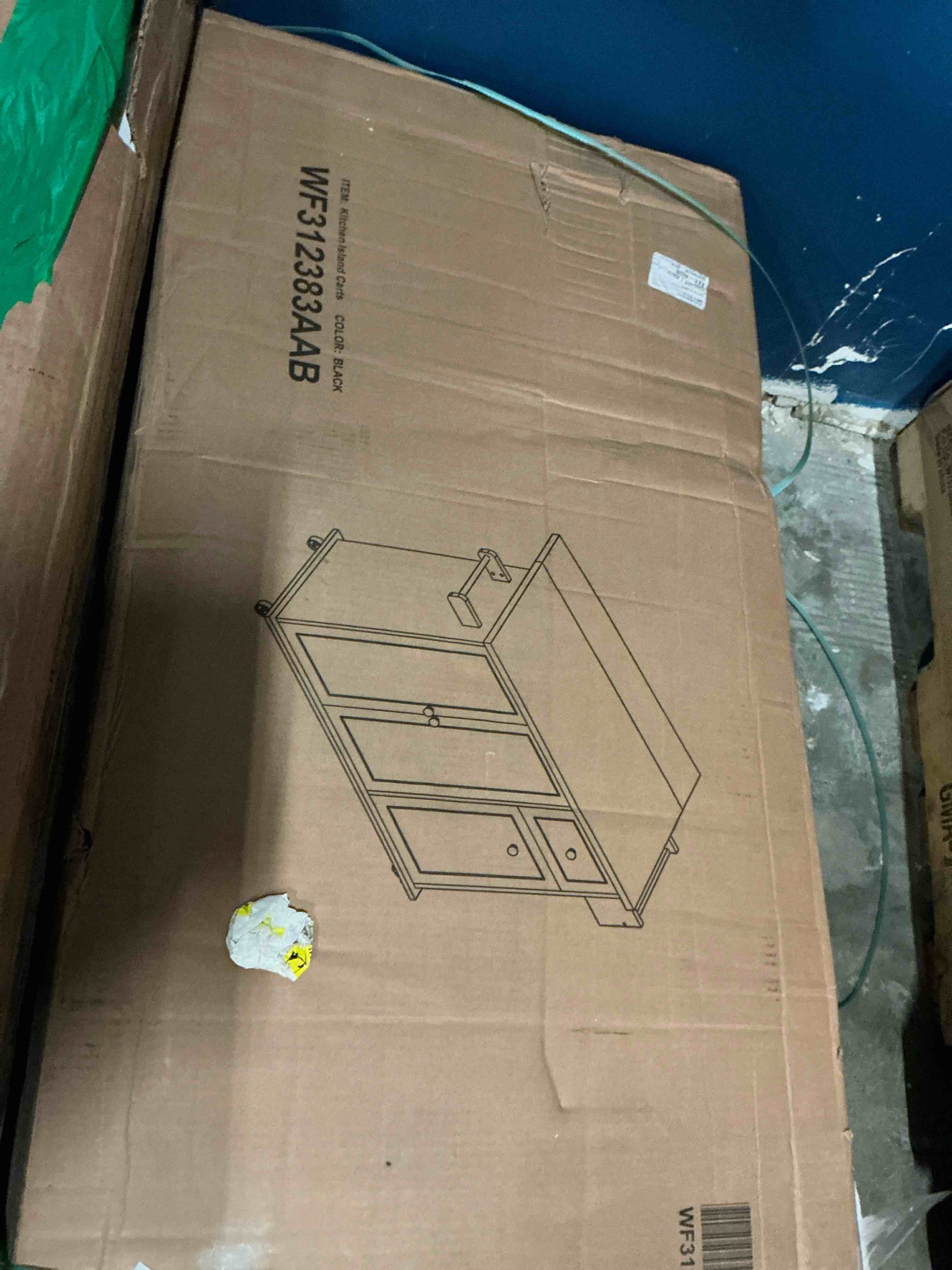 https://s3.amazonaws.com/lotting-images-prod/bidfta/PPE0466822_1733841188125.jpeg