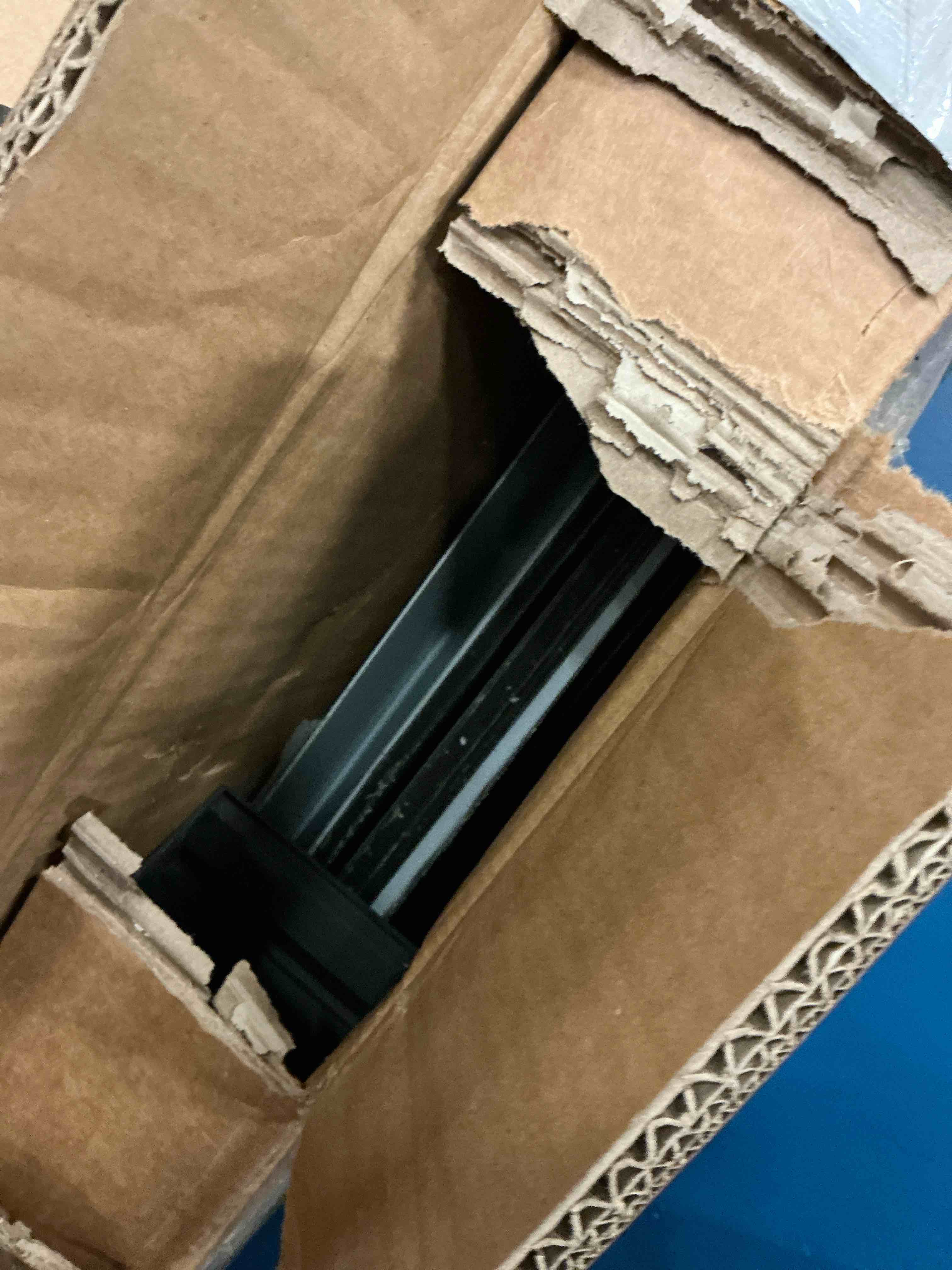 https://s3.amazonaws.com/lotting-images-prod/bidfta/PPE0466861_1733853955013.jpeg