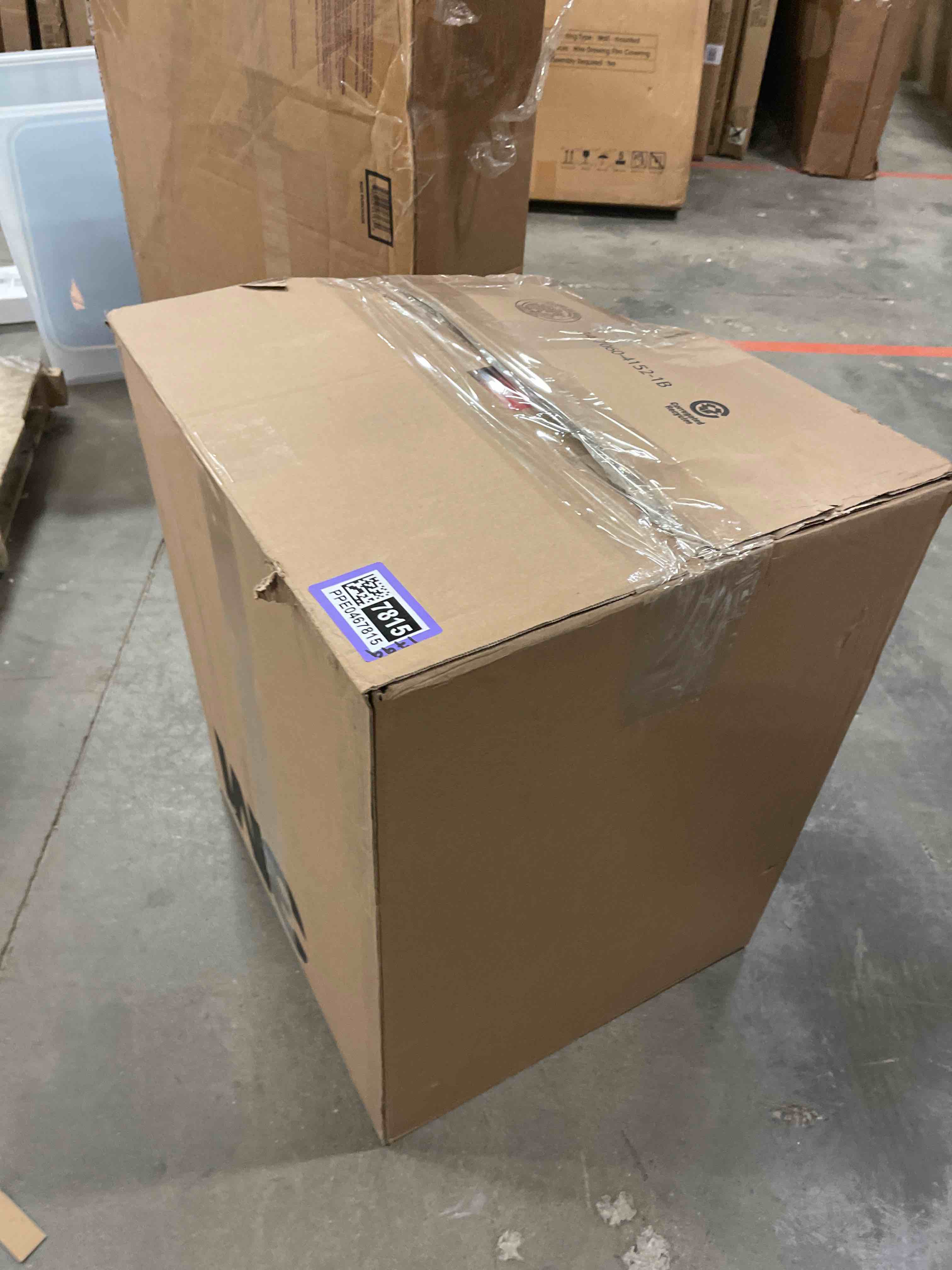 https://s3.amazonaws.com/lotting-images-prod/bidfta/PPE0467815_1731617844503.jpeg