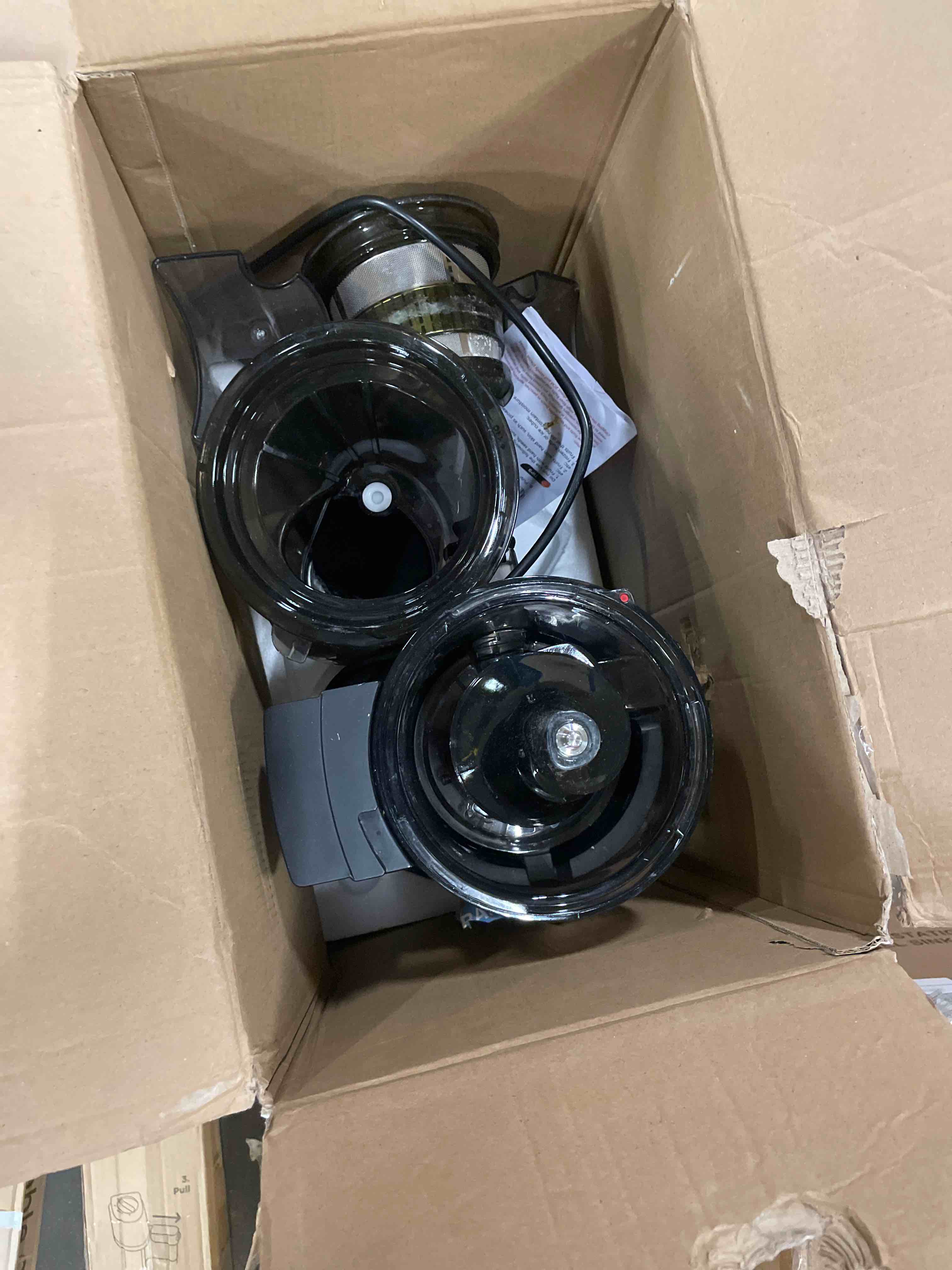 https://s3.amazonaws.com/lotting-images-prod/bidfta/PPE0467878_1731607079364.jpeg