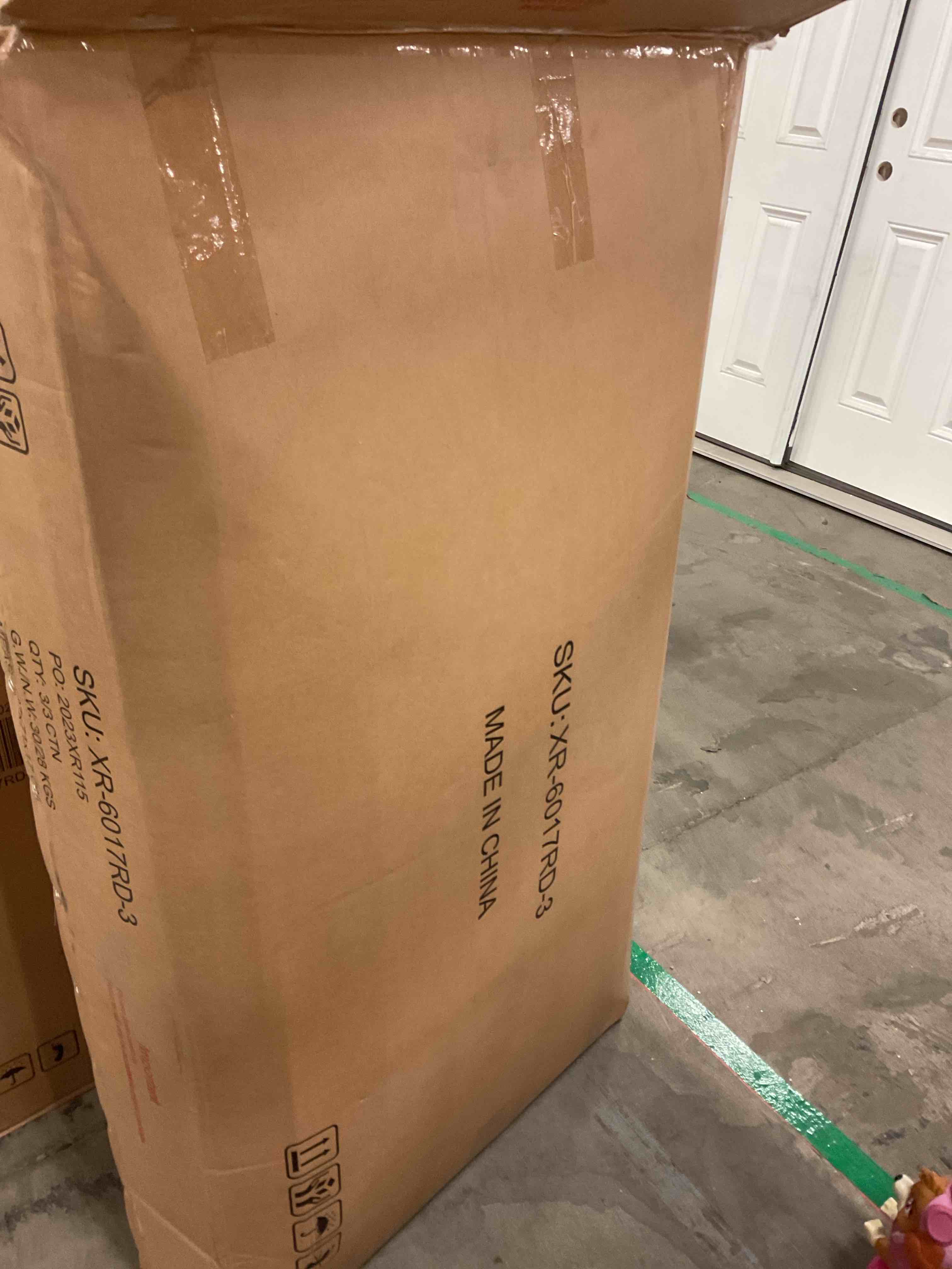 https://s3.amazonaws.com/lotting-images-prod/bidfta/PPE0468128_1738965778574.jpeg