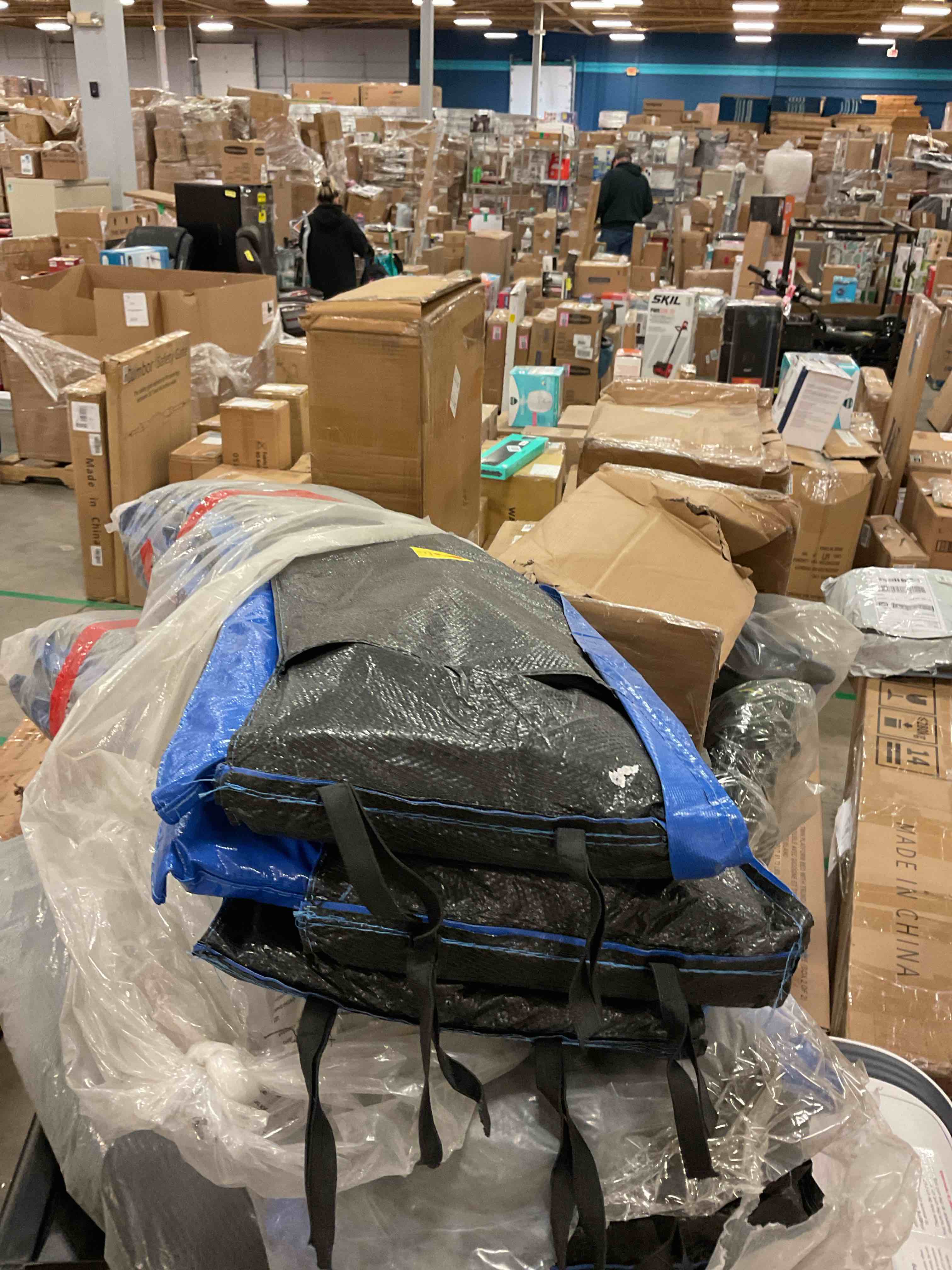 https://s3.amazonaws.com/lotting-images-prod/bidfta/PPE0468158_1738955509094.jpeg