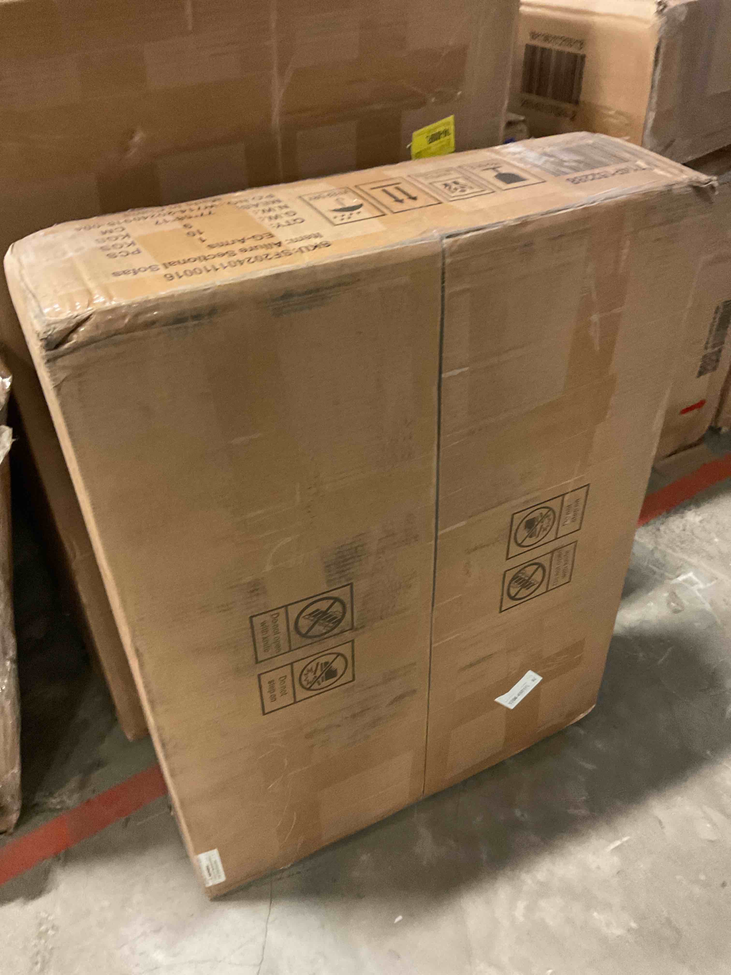 https://s3.amazonaws.com/lotting-images-prod/bidfta/PPE0468281_1738773085009.jpeg