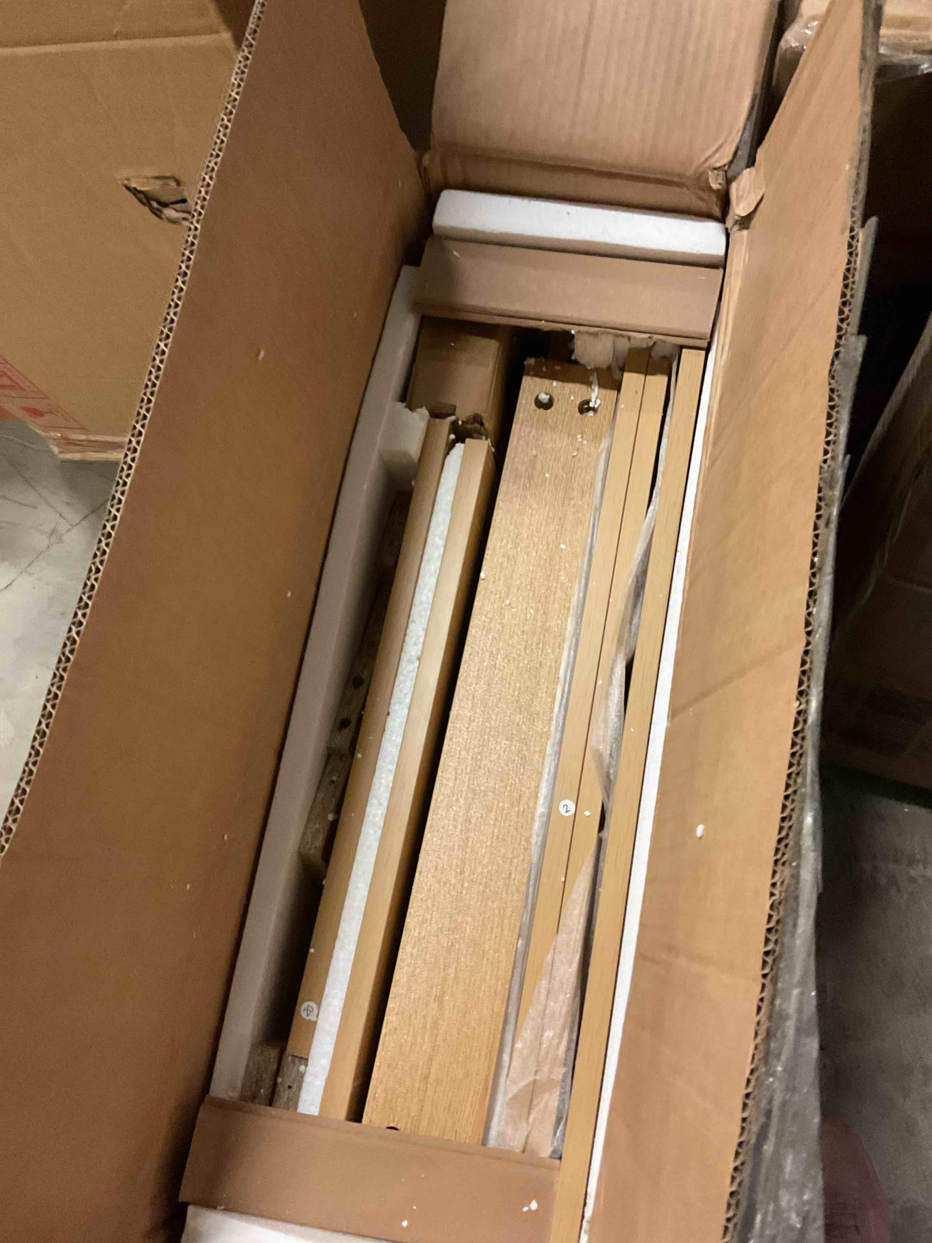 https://s3.amazonaws.com/lotting-images-prod/bidfta/PPE0468287_1738770169390.jpeg