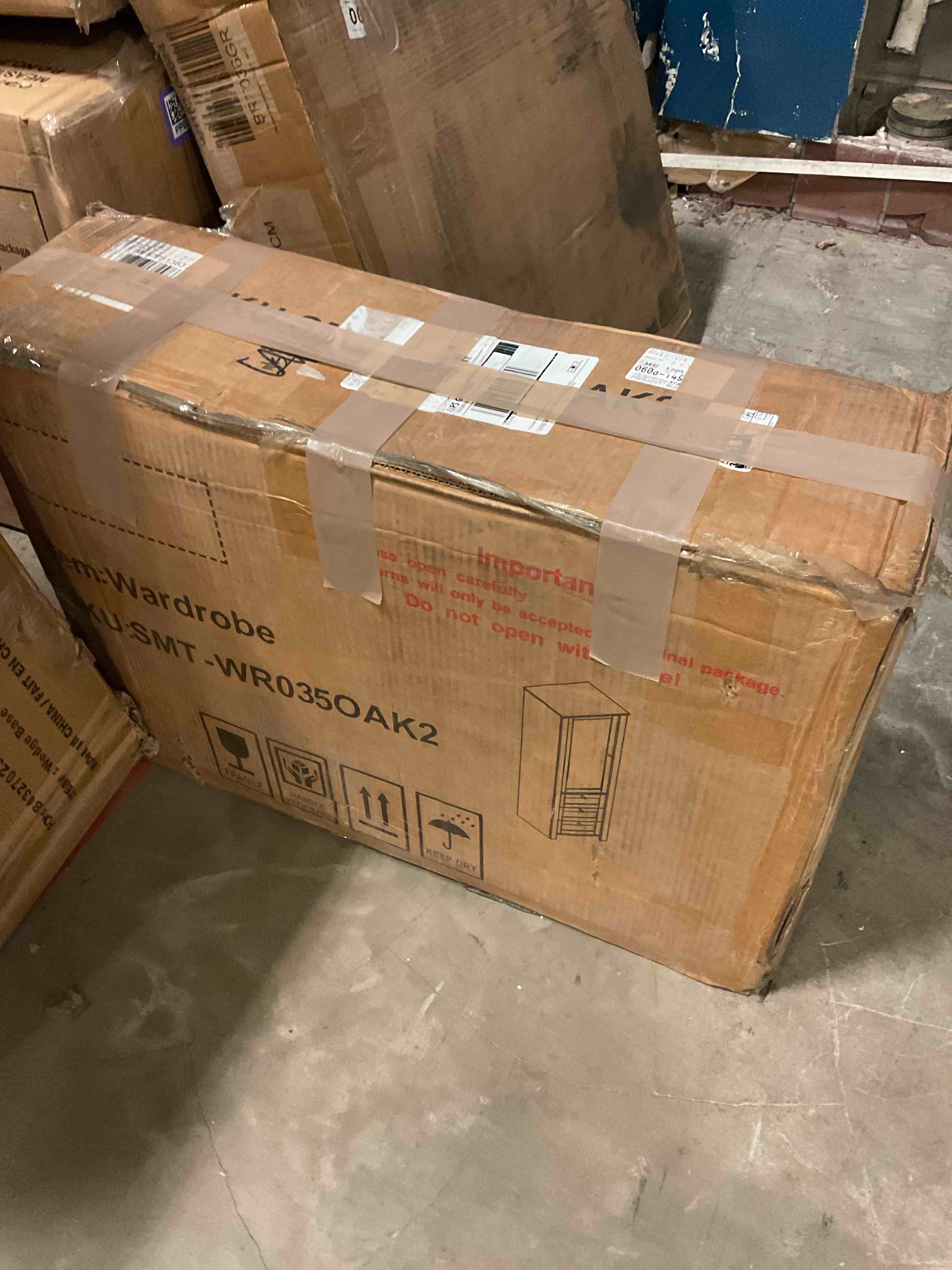 https://s3.amazonaws.com/lotting-images-prod/bidfta/PPE0468287_1738770249565.jpeg