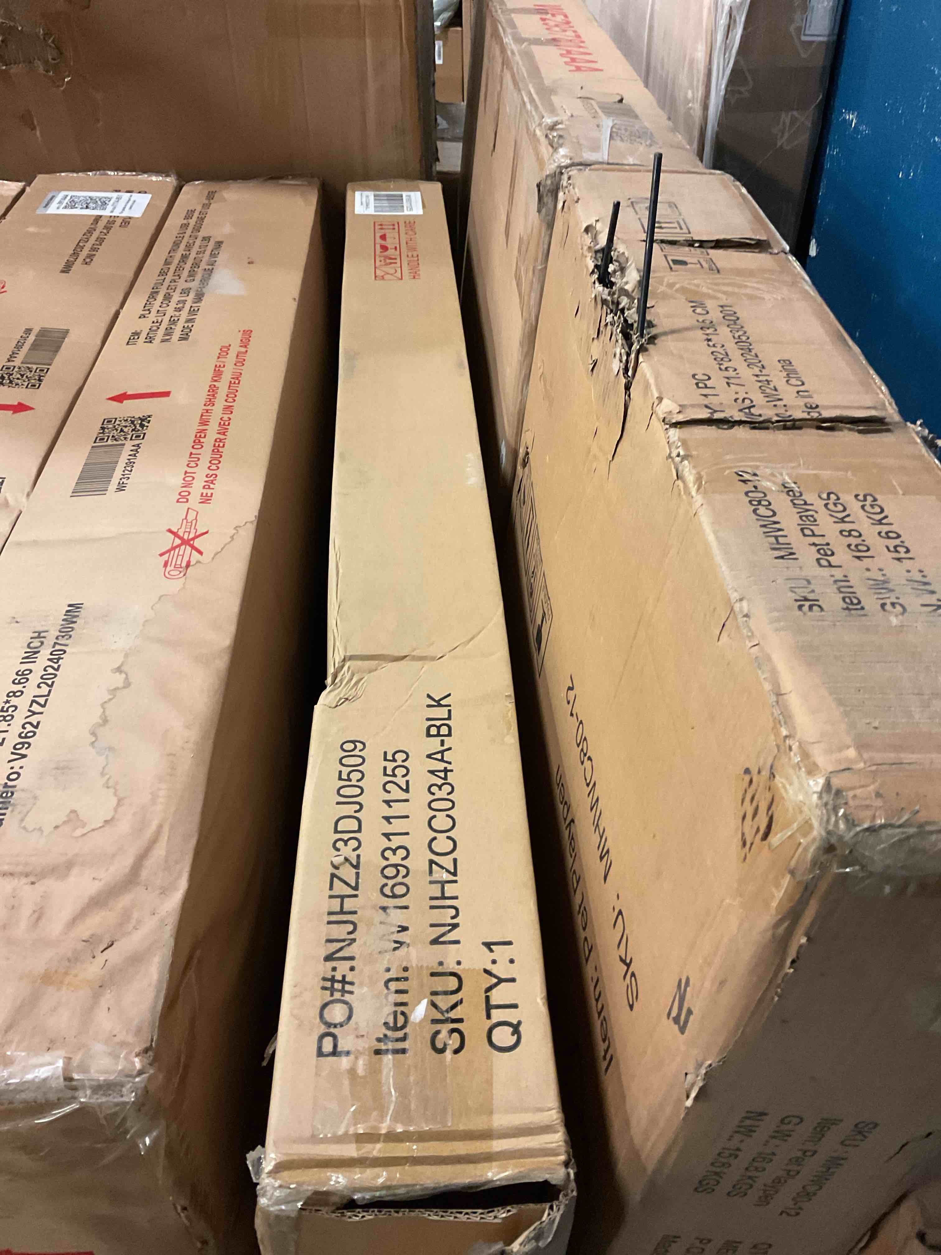 https://s3.amazonaws.com/lotting-images-prod/bidfta/PPE0468292_1738768568713.jpeg