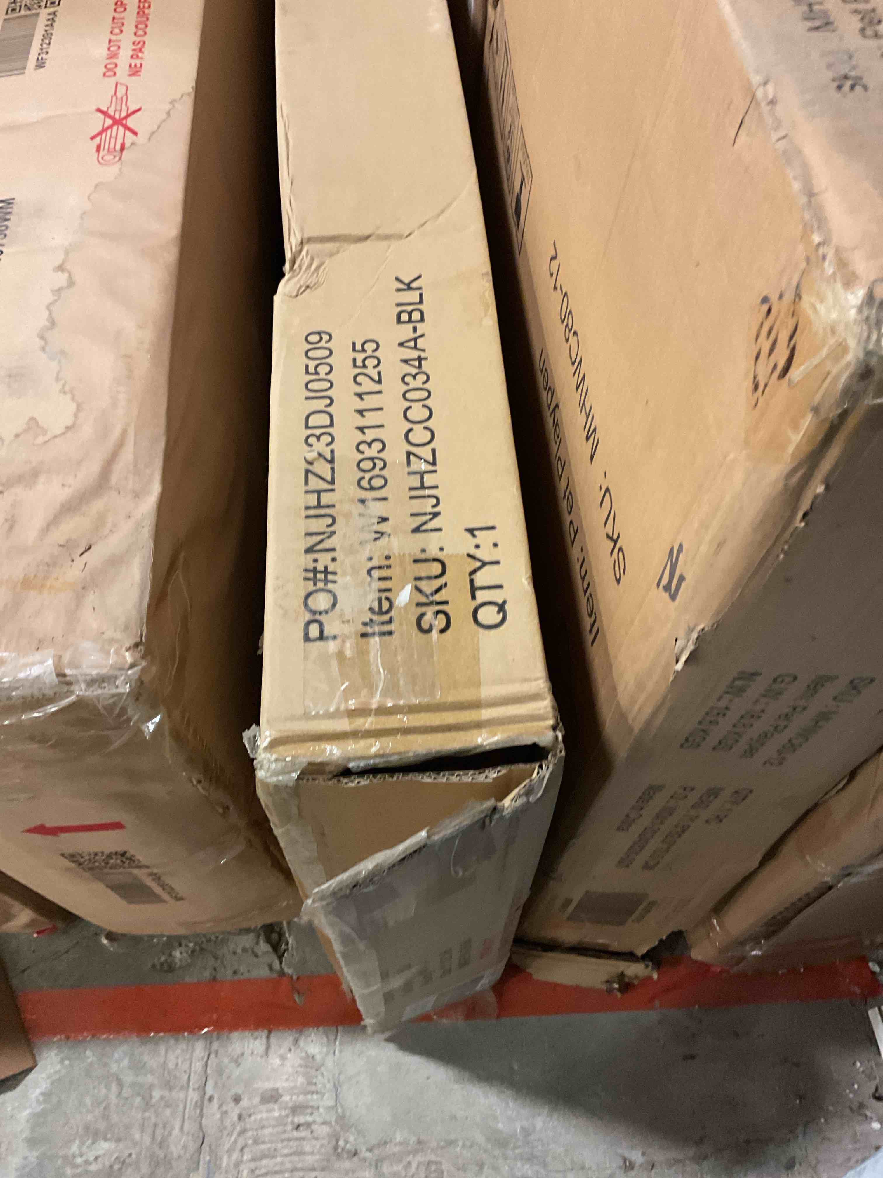 https://s3.amazonaws.com/lotting-images-prod/bidfta/PPE0468292_1738768570090.jpeg