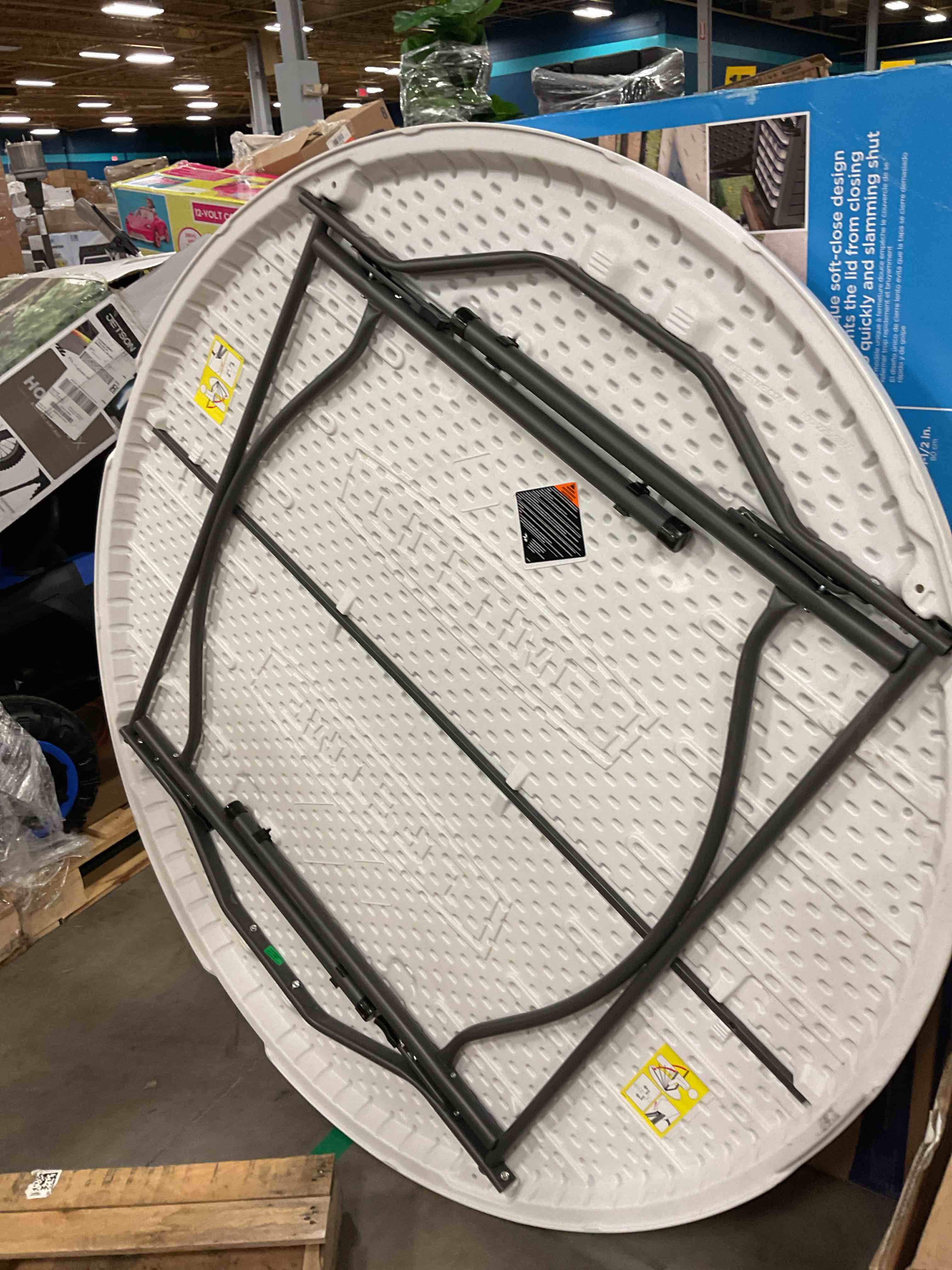https://s3.amazonaws.com/lotting-images-prod/bidfta/PPE0468804_1738018560073.jpeg