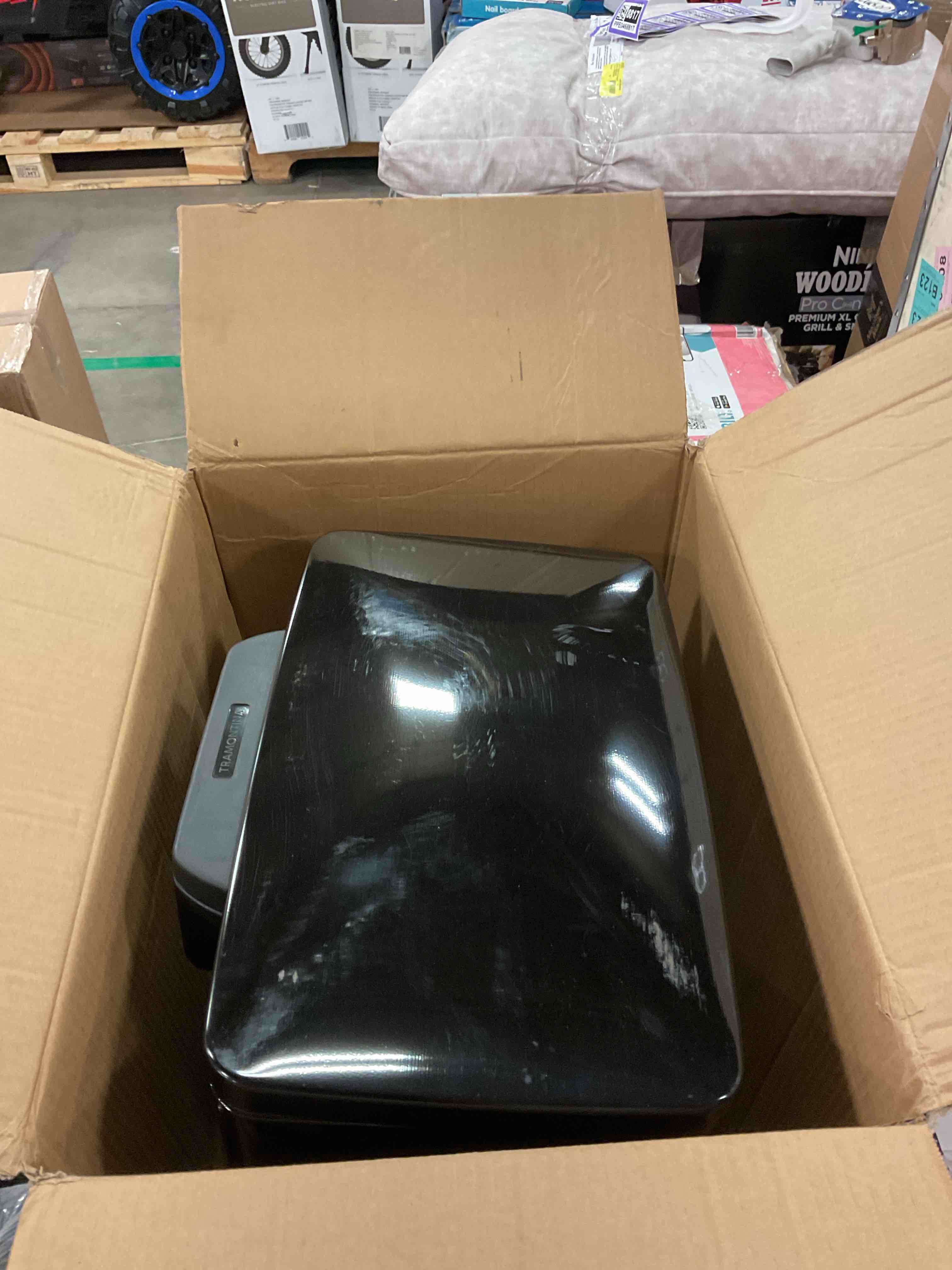 https://s3.amazonaws.com/lotting-images-prod/bidfta/PPE0468817_1738016276610.jpeg