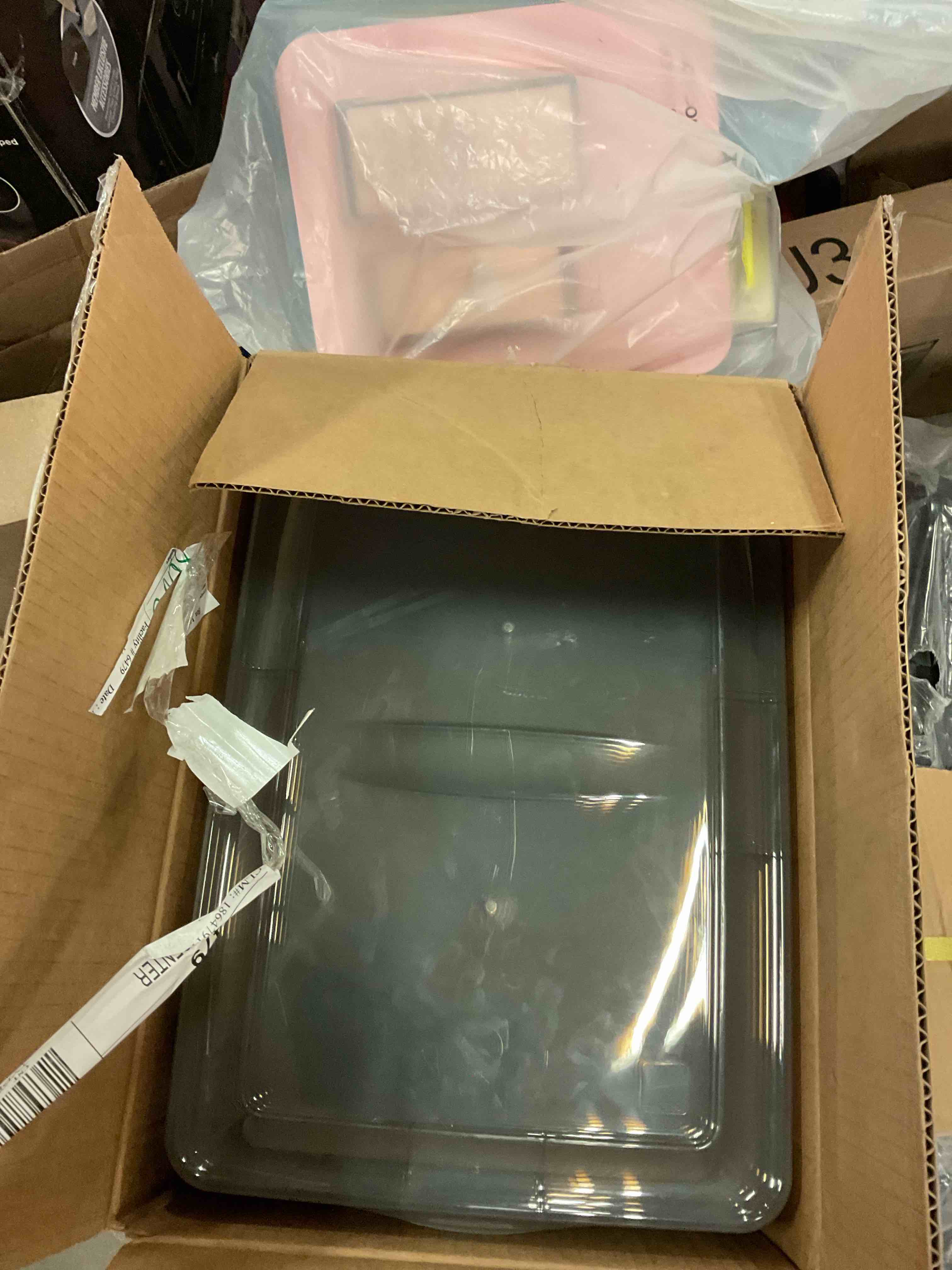 https://s3.amazonaws.com/lotting-images-prod/bidfta/PPE0468819_1738013102572.jpeg