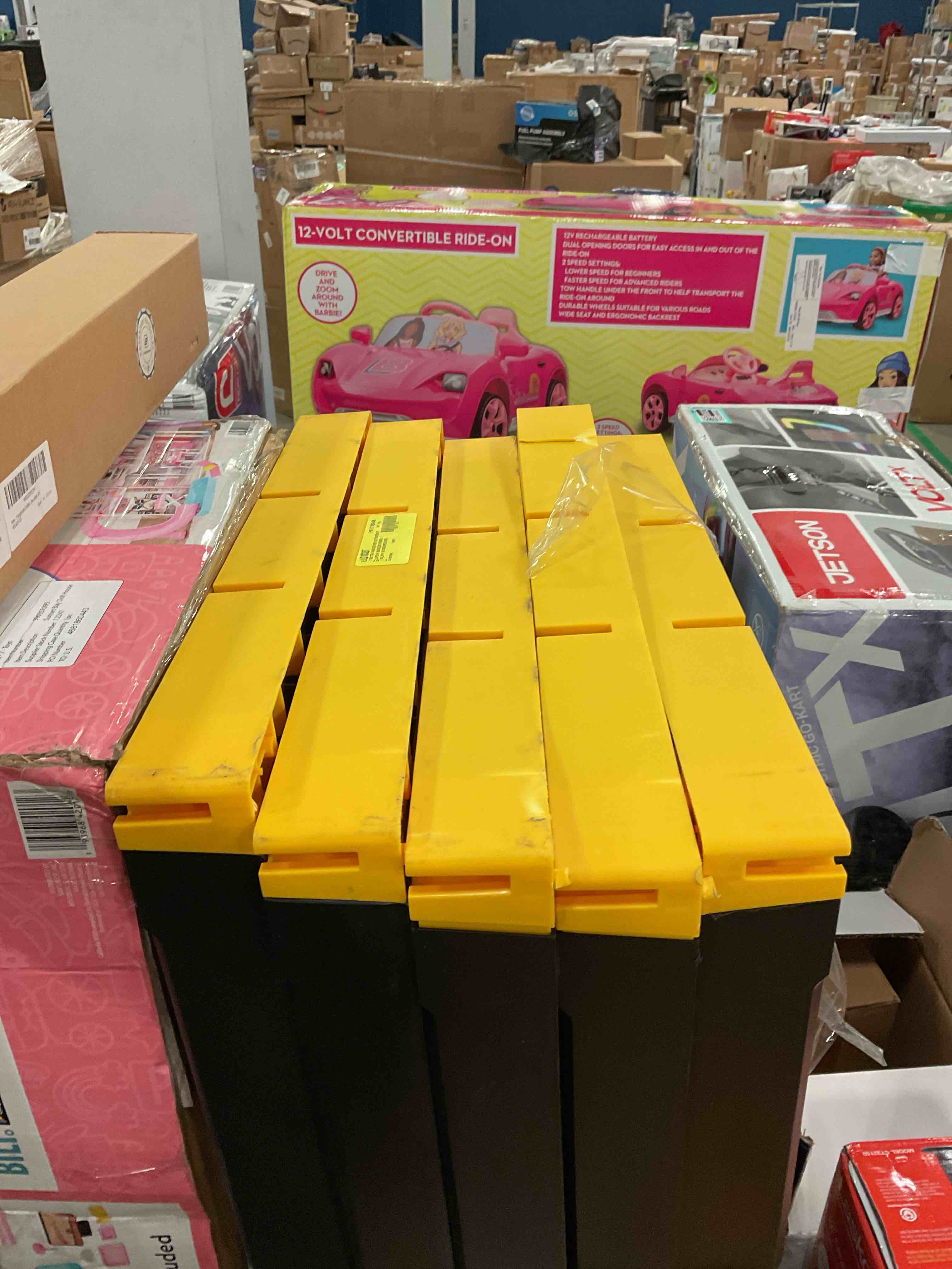 https://s3.amazonaws.com/lotting-images-prod/bidfta/PPE0468880_1737994594210.jpeg