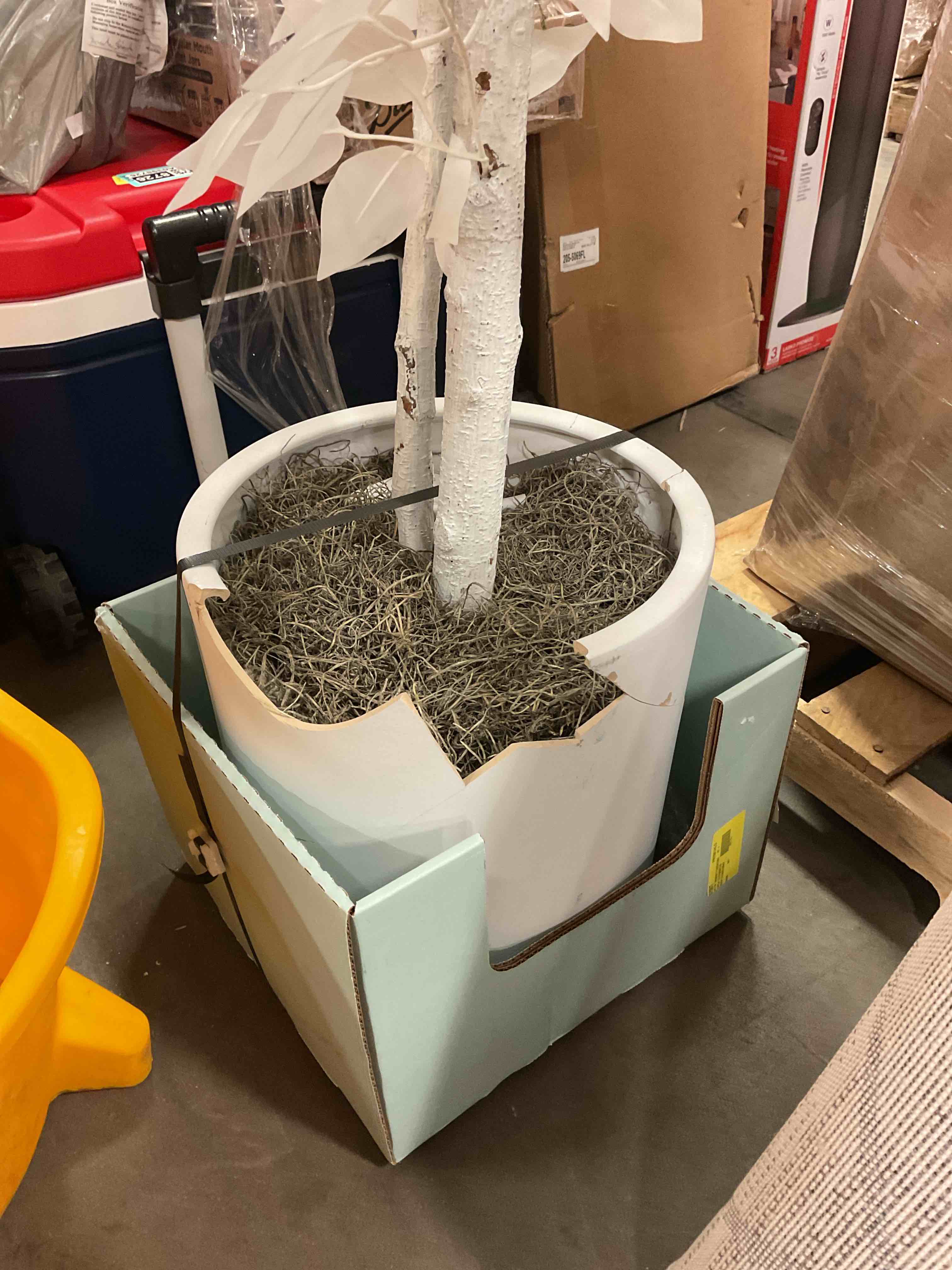 https://s3.amazonaws.com/lotting-images-prod/bidfta/PPE0468981_1737731961027.jpeg