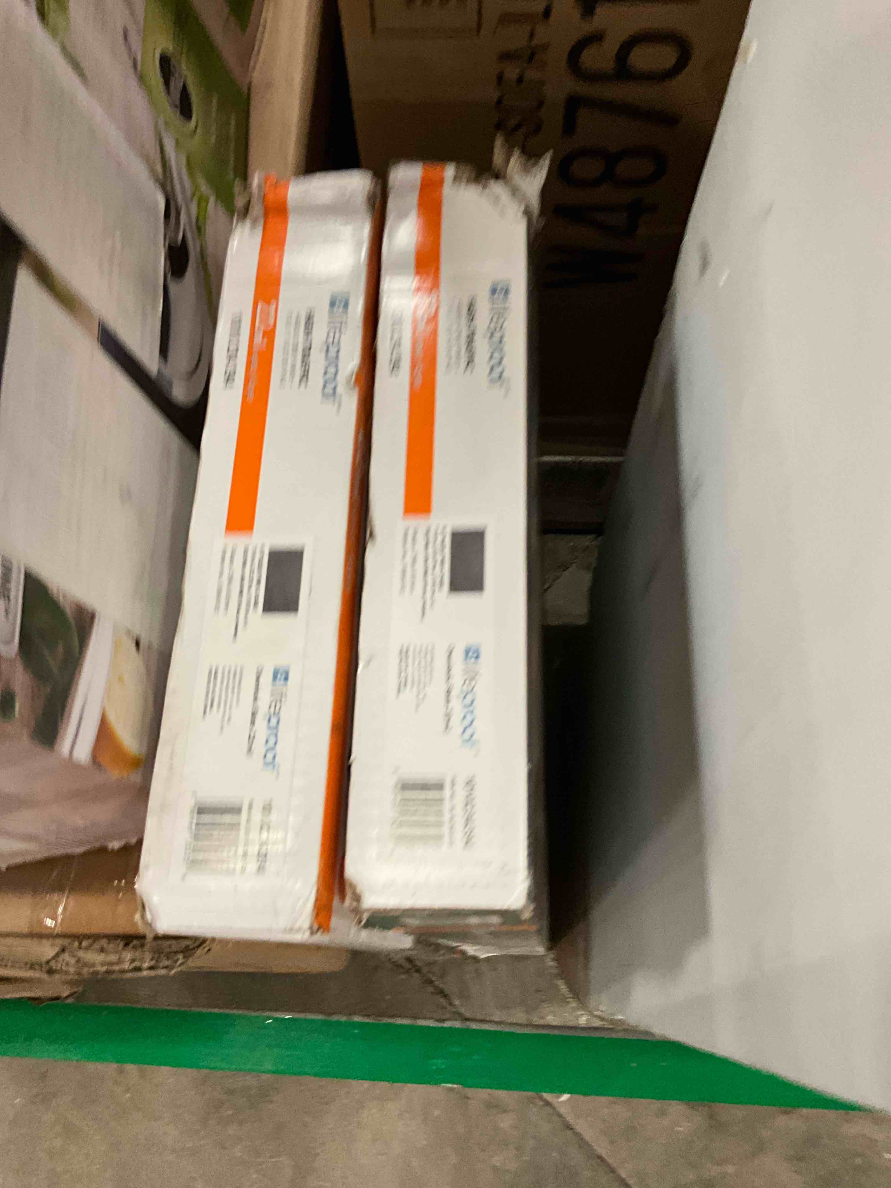 https://s3.amazonaws.com/lotting-images-prod/bidfta/PPE0469416_1736434225010.jpeg