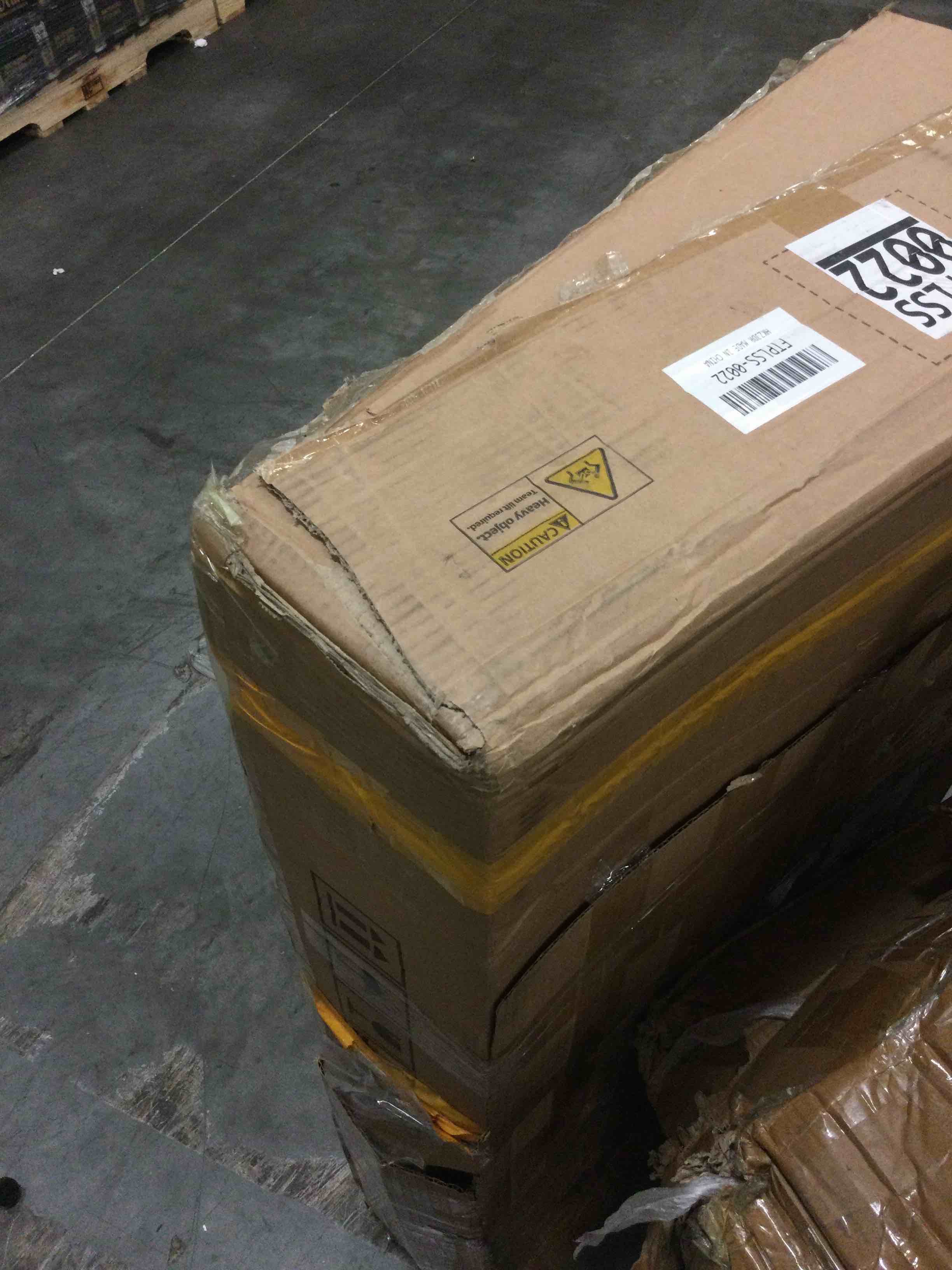 https://s3.amazonaws.com/lotting-images-prod/bidfta/PPE0473060_1734295826693.jpeg