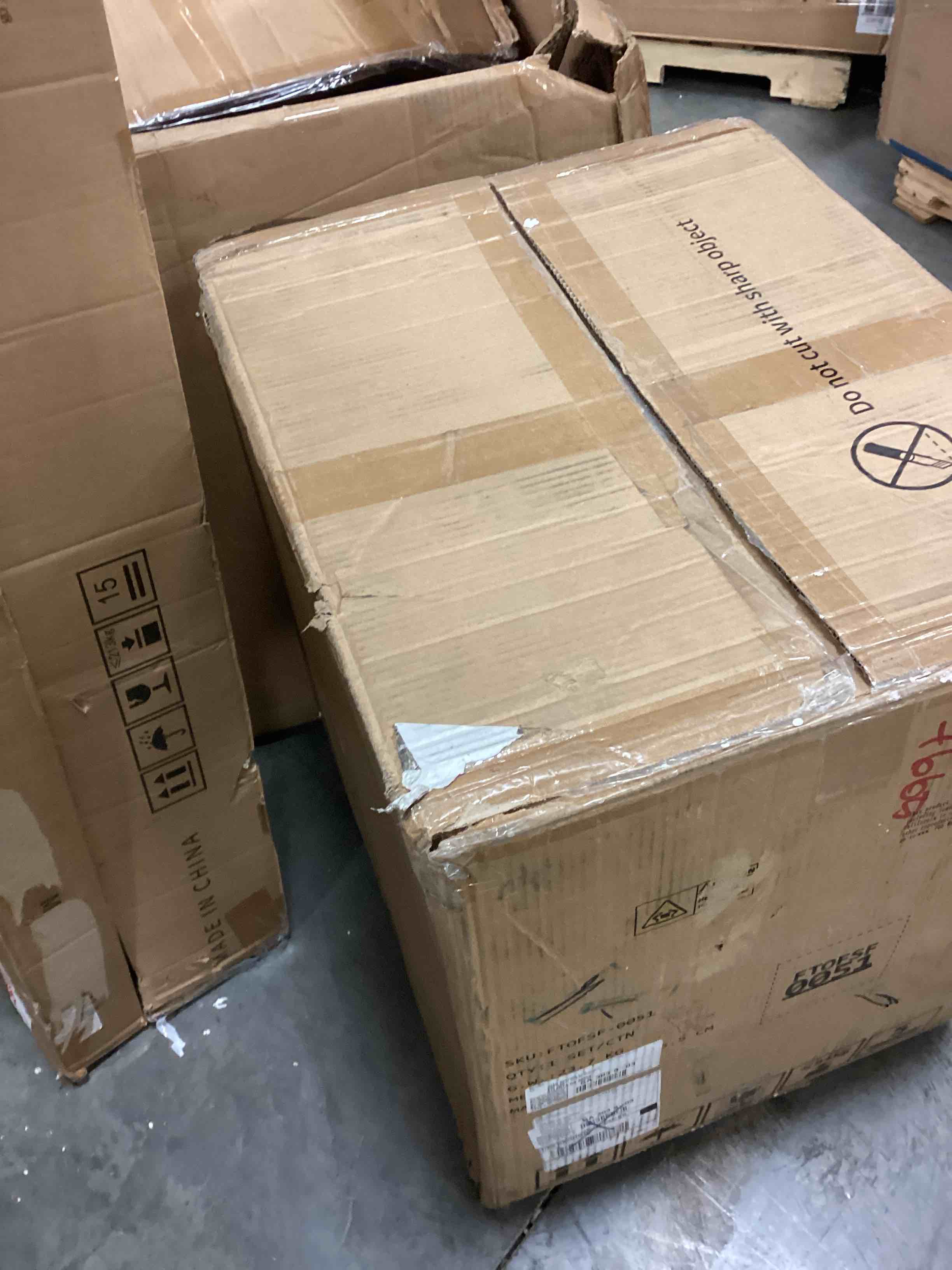 https://s3.amazonaws.com/lotting-images-prod/bidfta/PPE0473083_1734361738784.jpeg