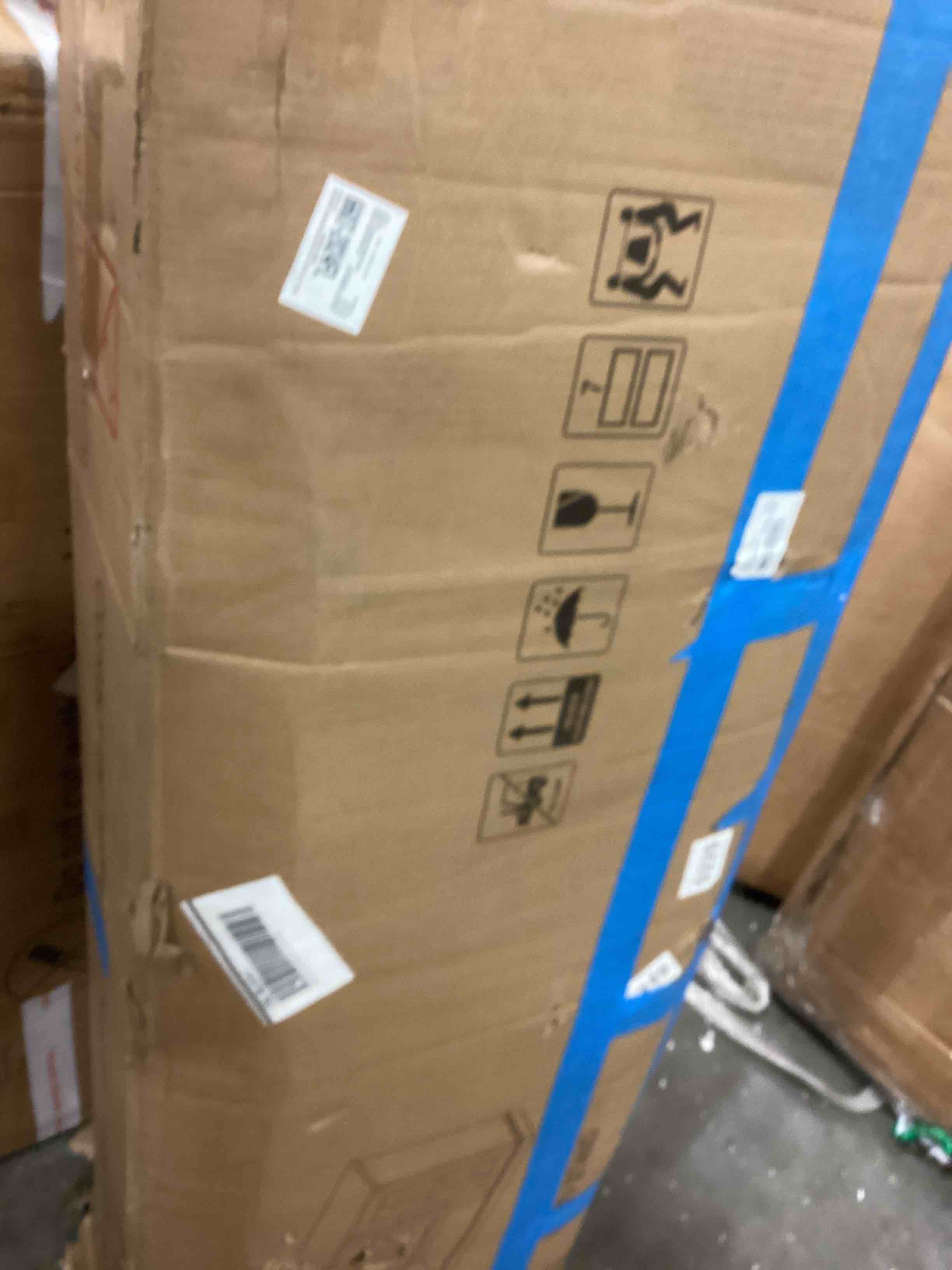 https://s3.amazonaws.com/lotting-images-prod/bidfta/PPE0473093_1734366388441.jpeg